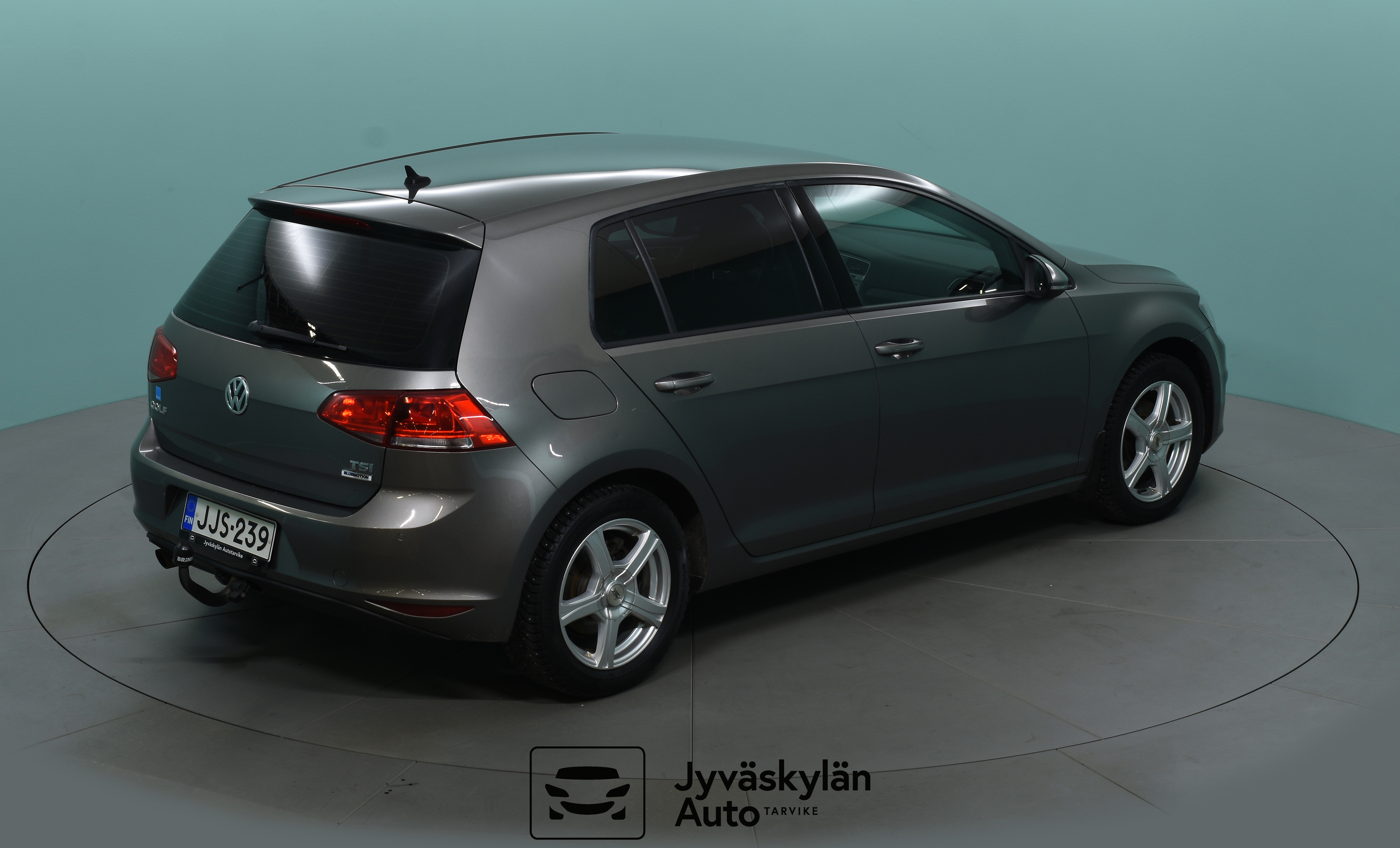 VOLKSWAGEN Golf 2015