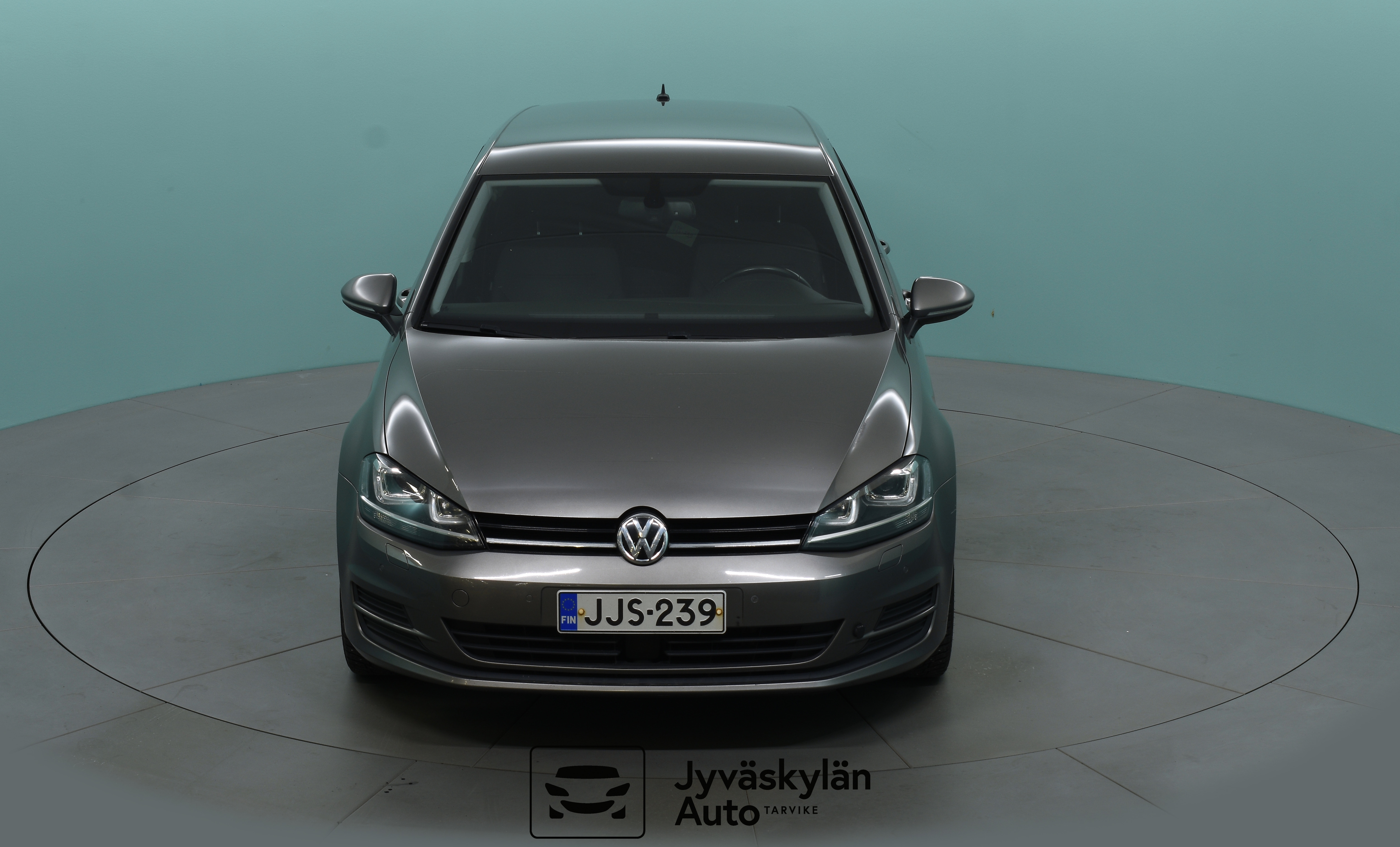 VOLKSWAGEN Golf 2015