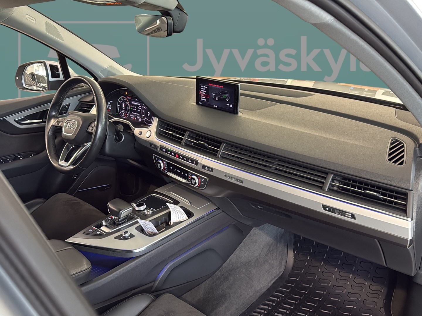 AUDI Q7 2018