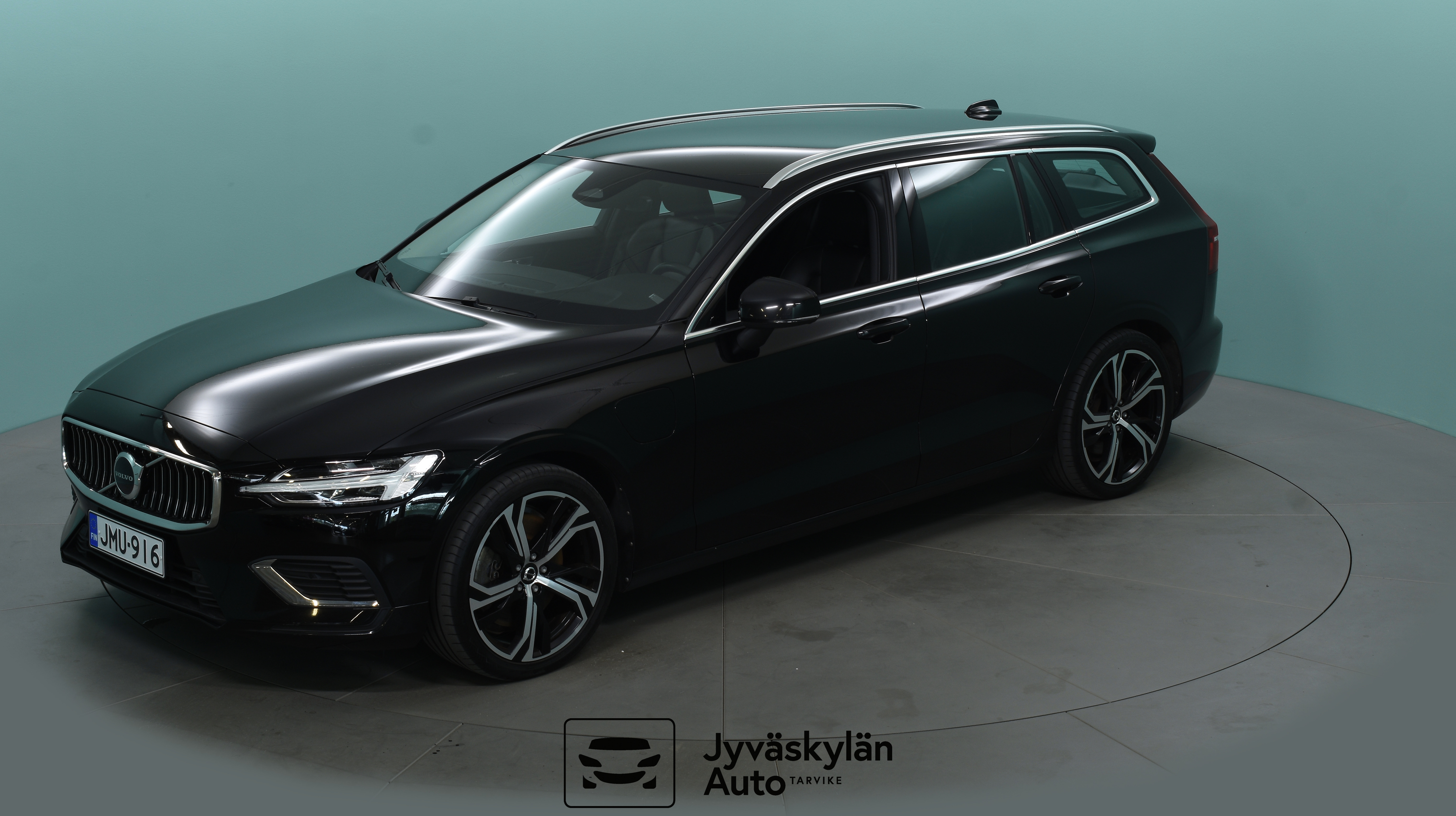 VOLVO V60 2022