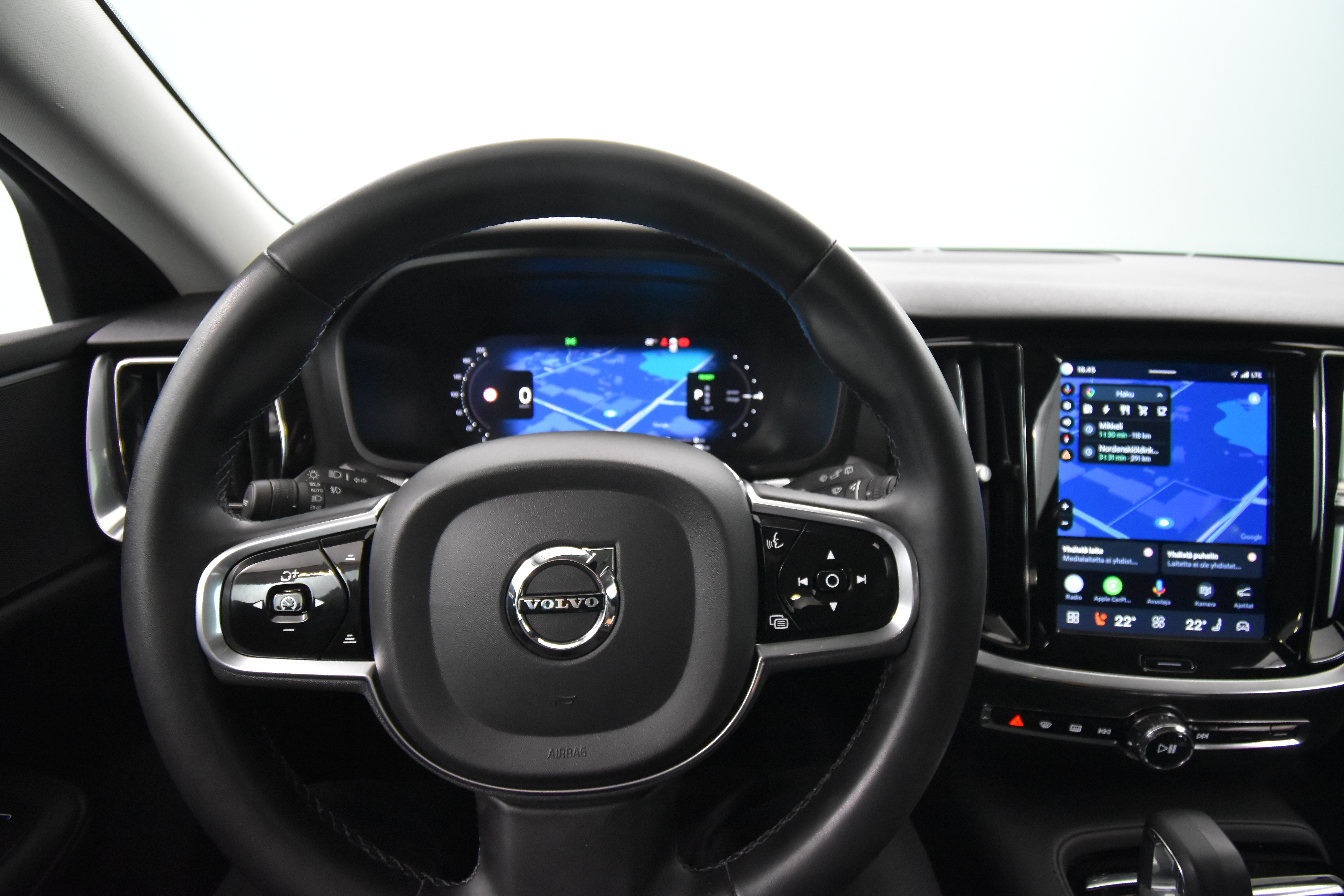 VOLVO V60 2022
