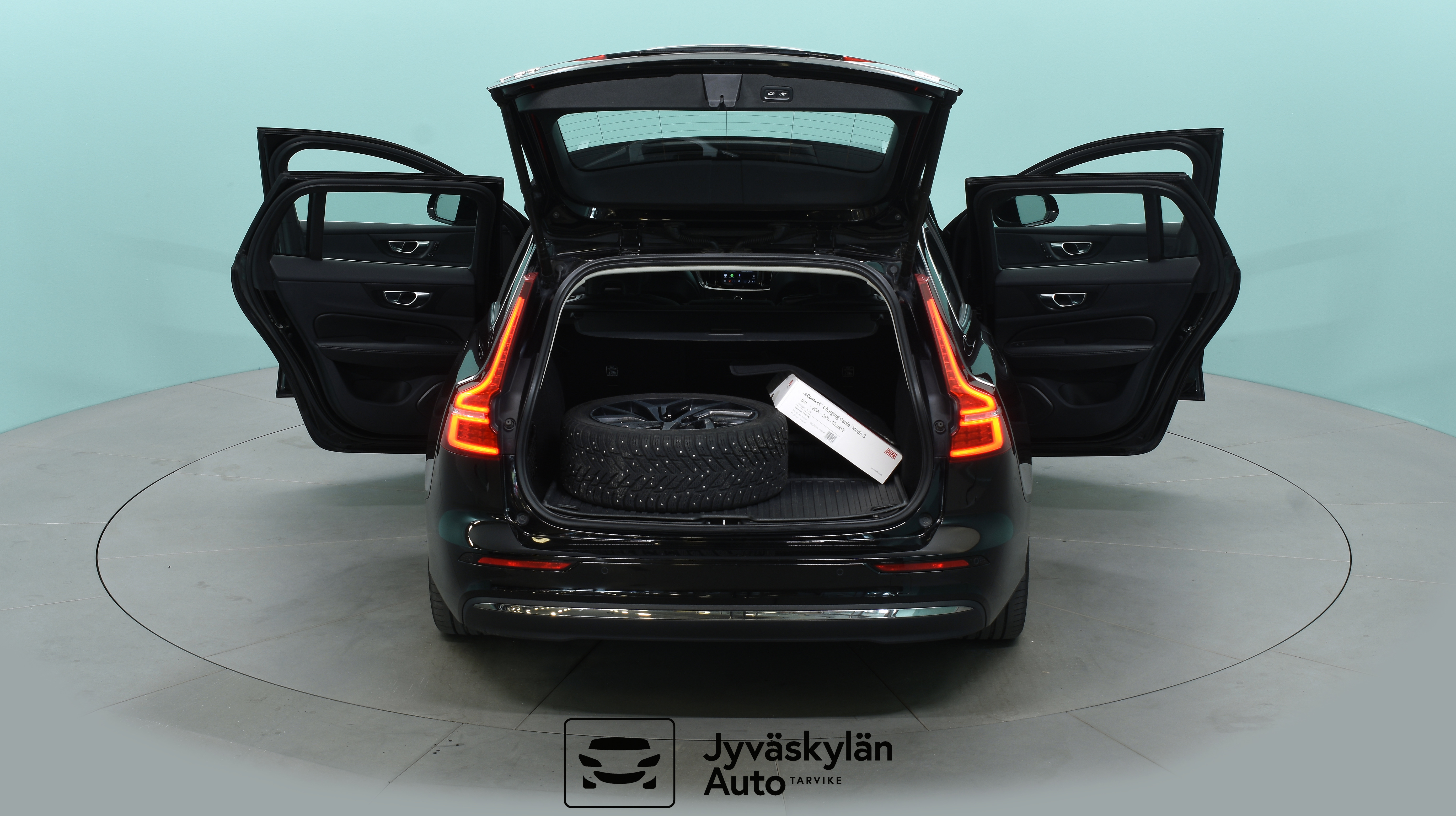VOLVO V60 2022