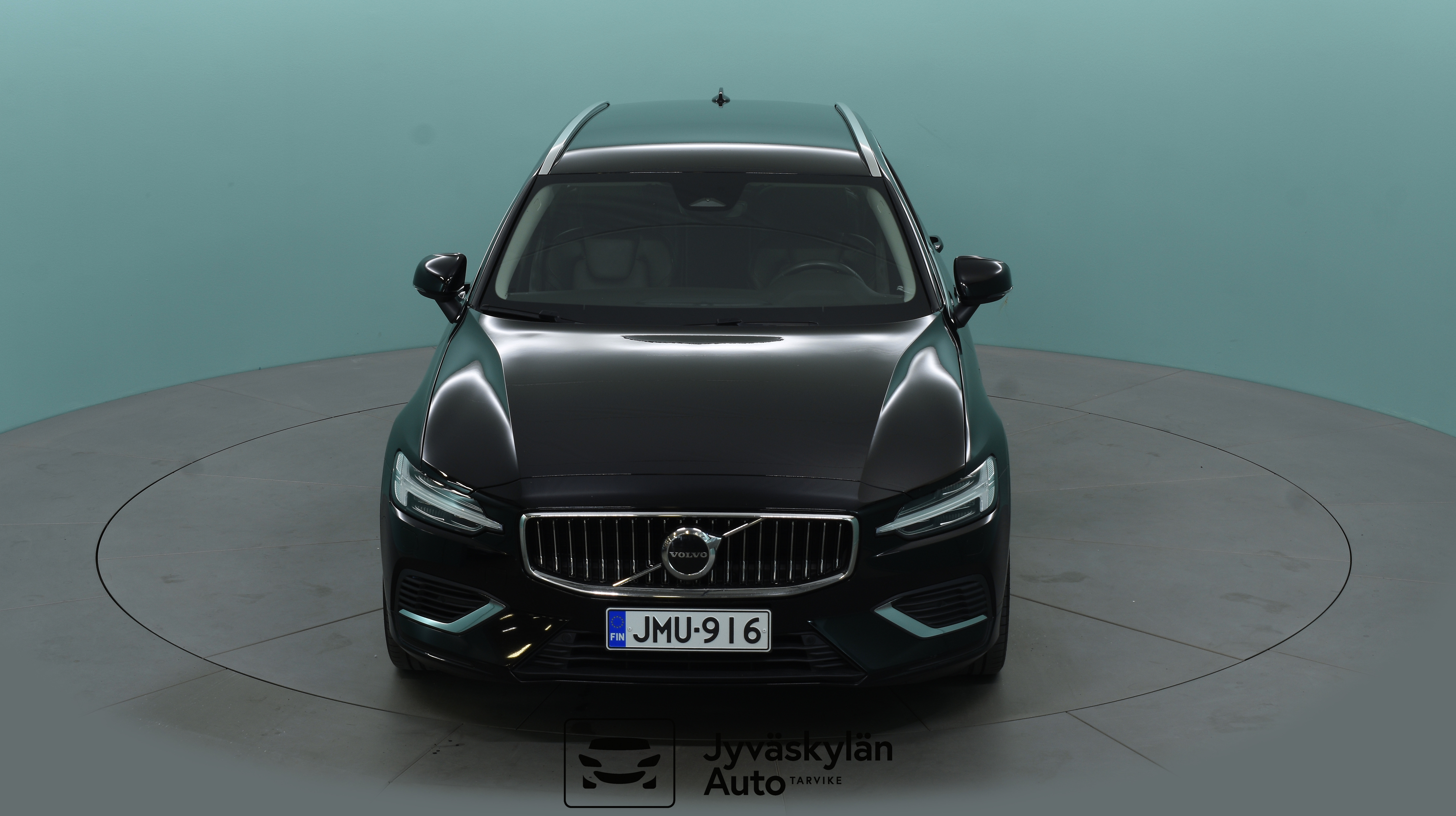 VOLVO V60 2022