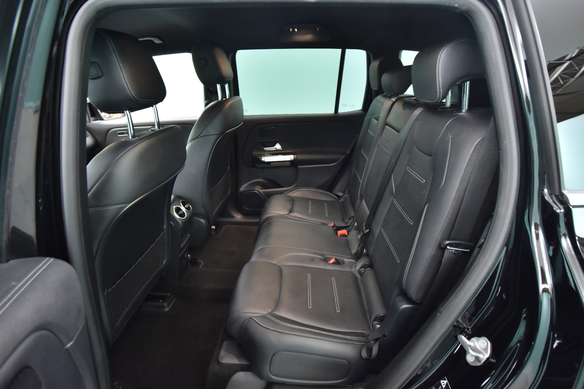 MERCEDES-BENZ EQB 2022