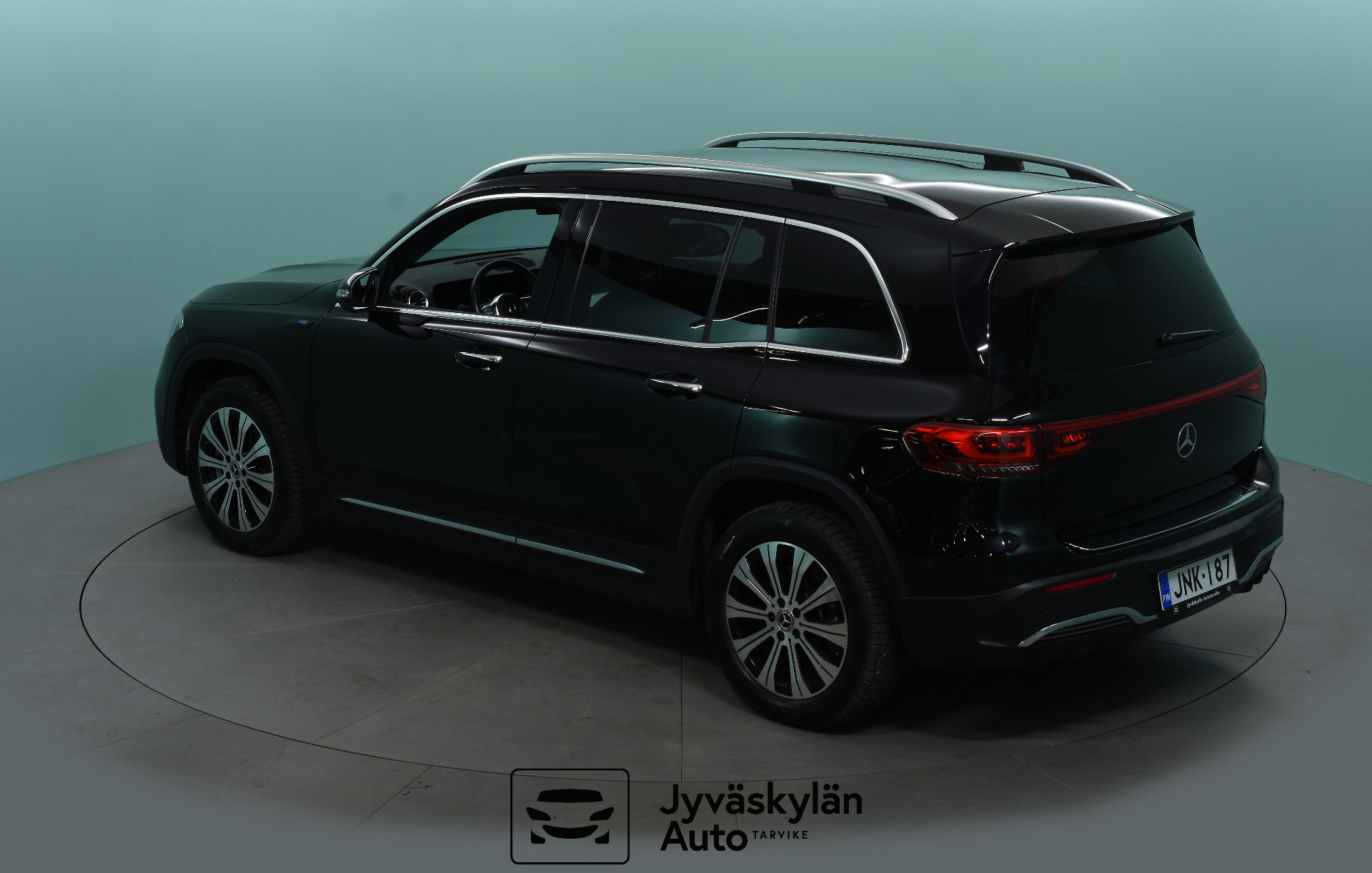 MERCEDES-BENZ EQB 2022