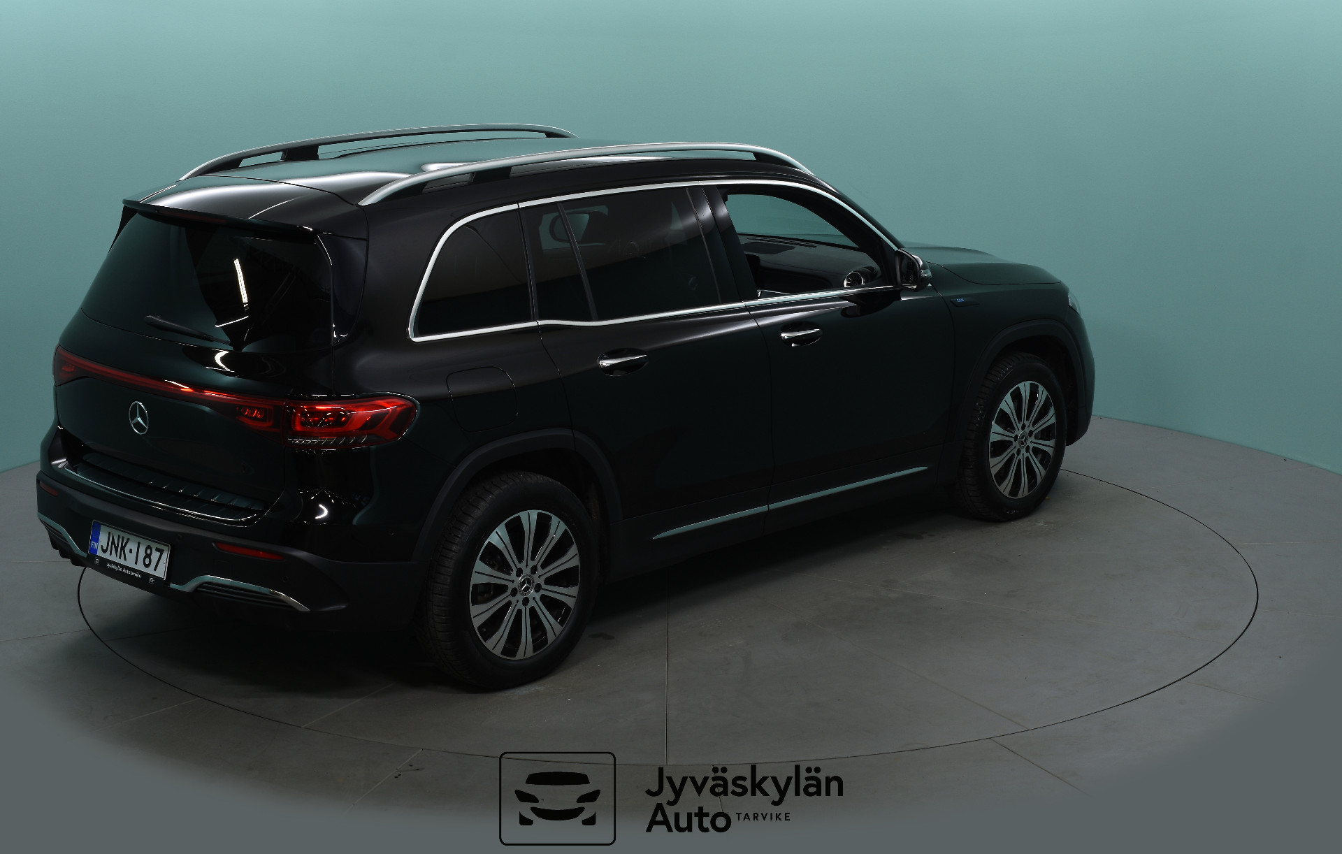 MERCEDES-BENZ EQB 2022