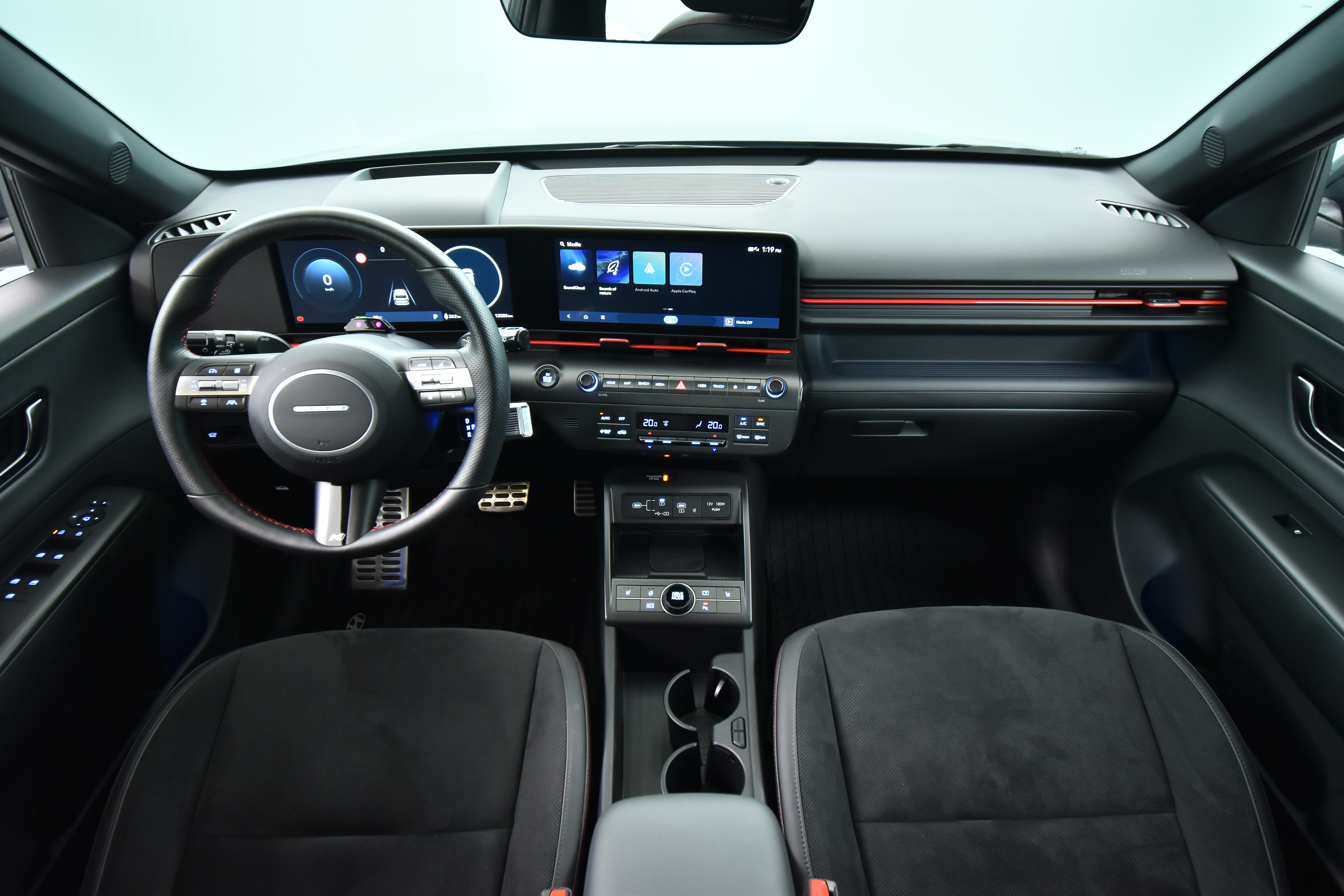 HYUNDAI KONA Electric 2025