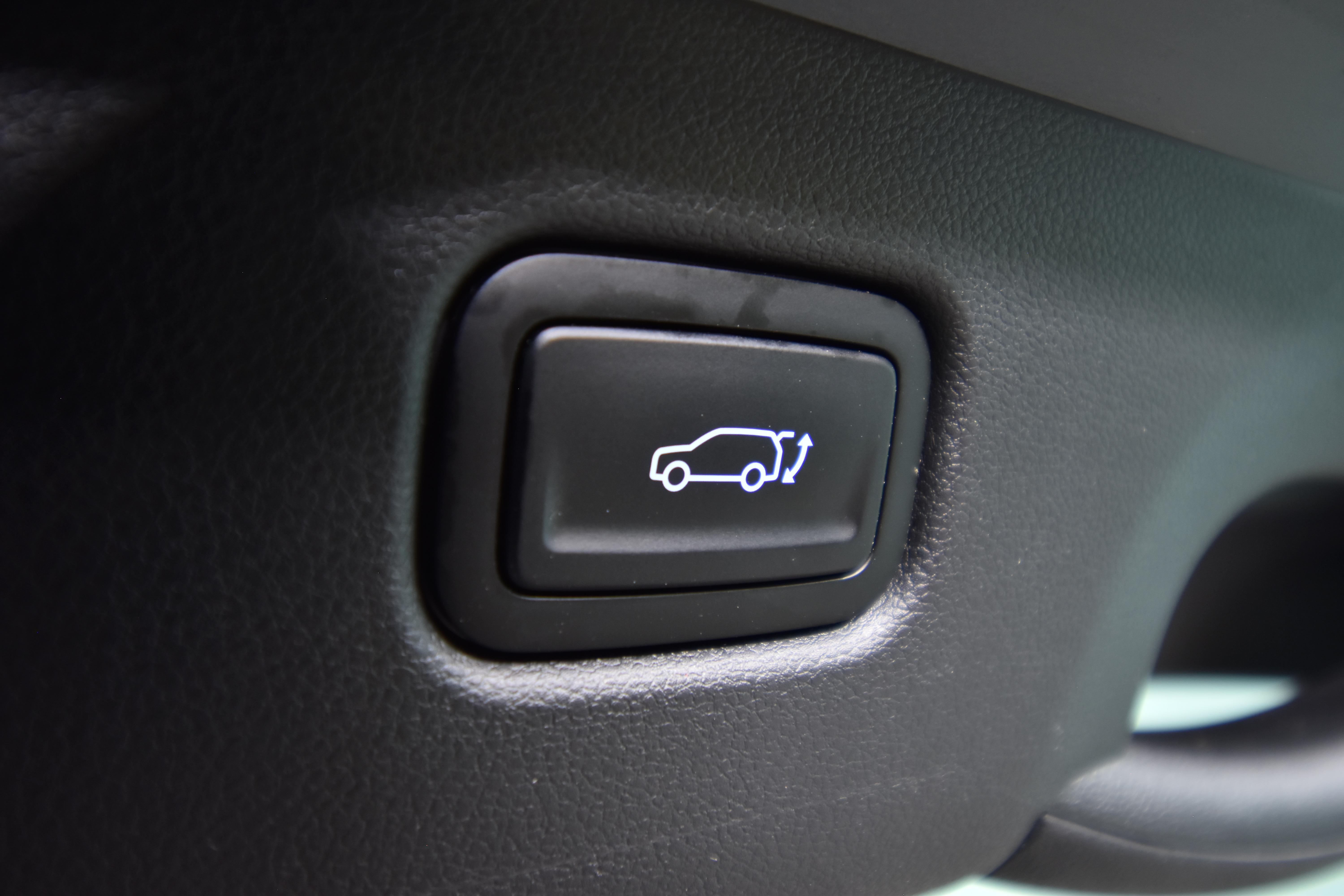 HYUNDAI KONA Electric 2025