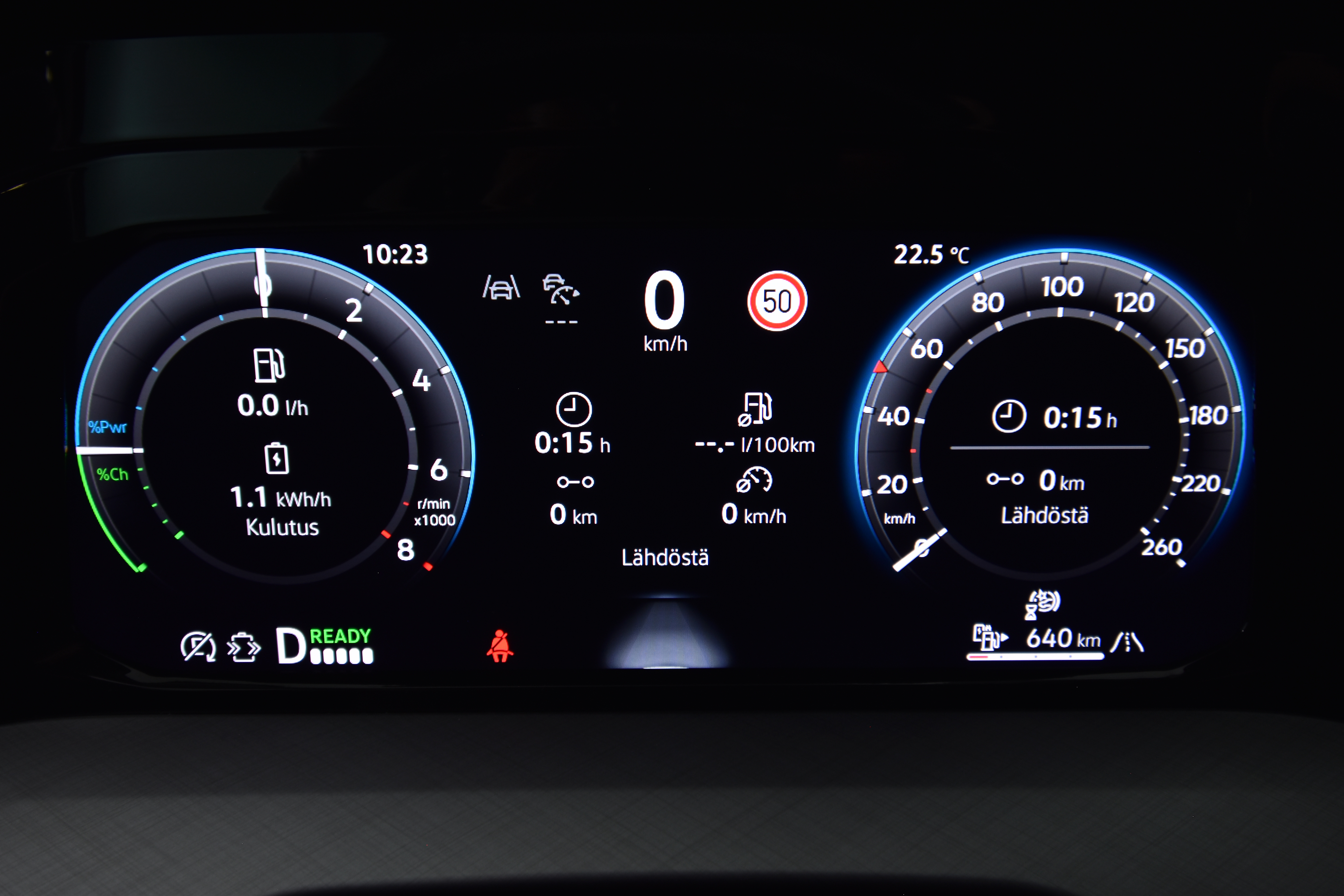 VOLKSWAGEN Golf 2025