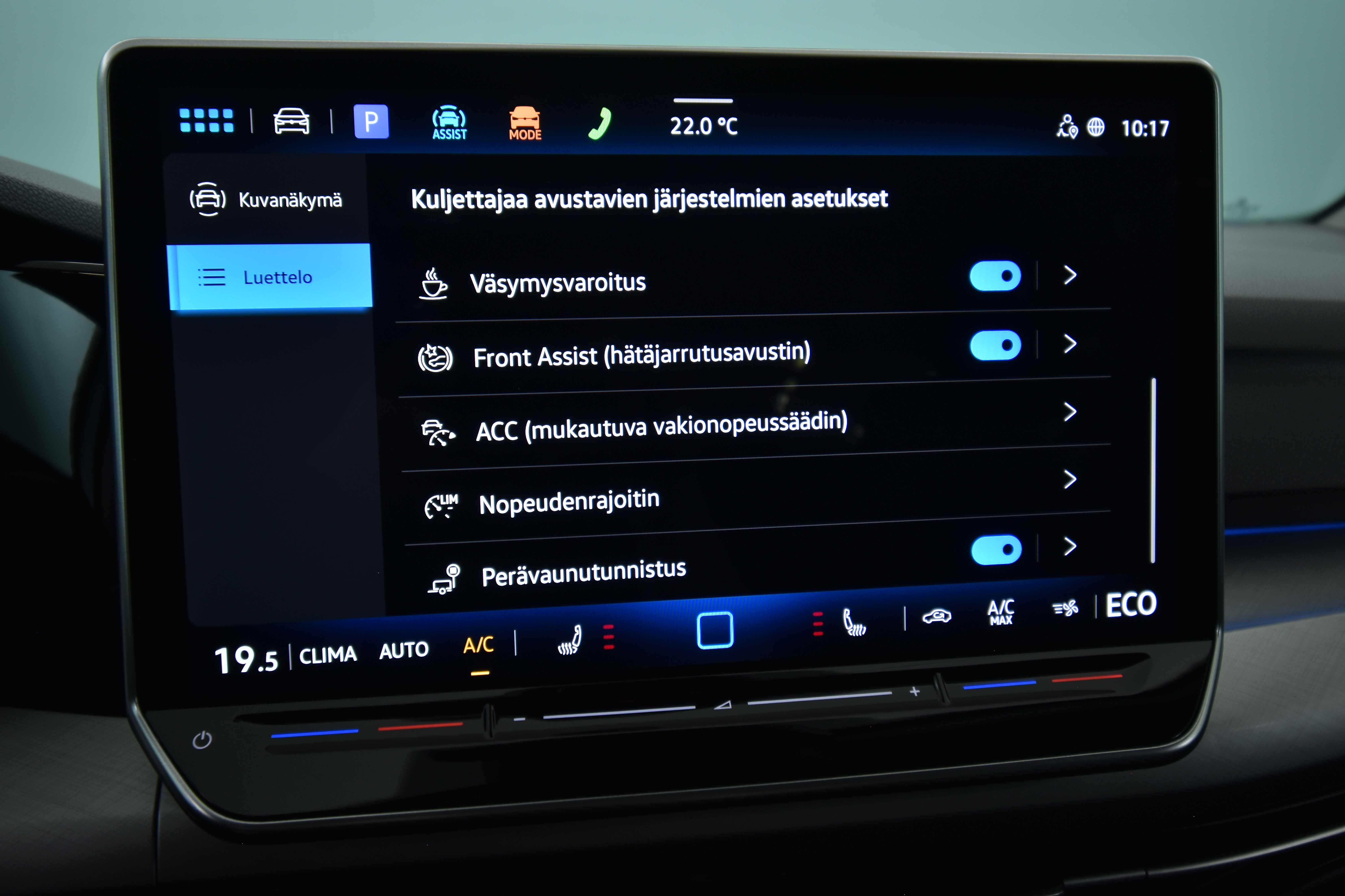 VOLKSWAGEN Golf 2025