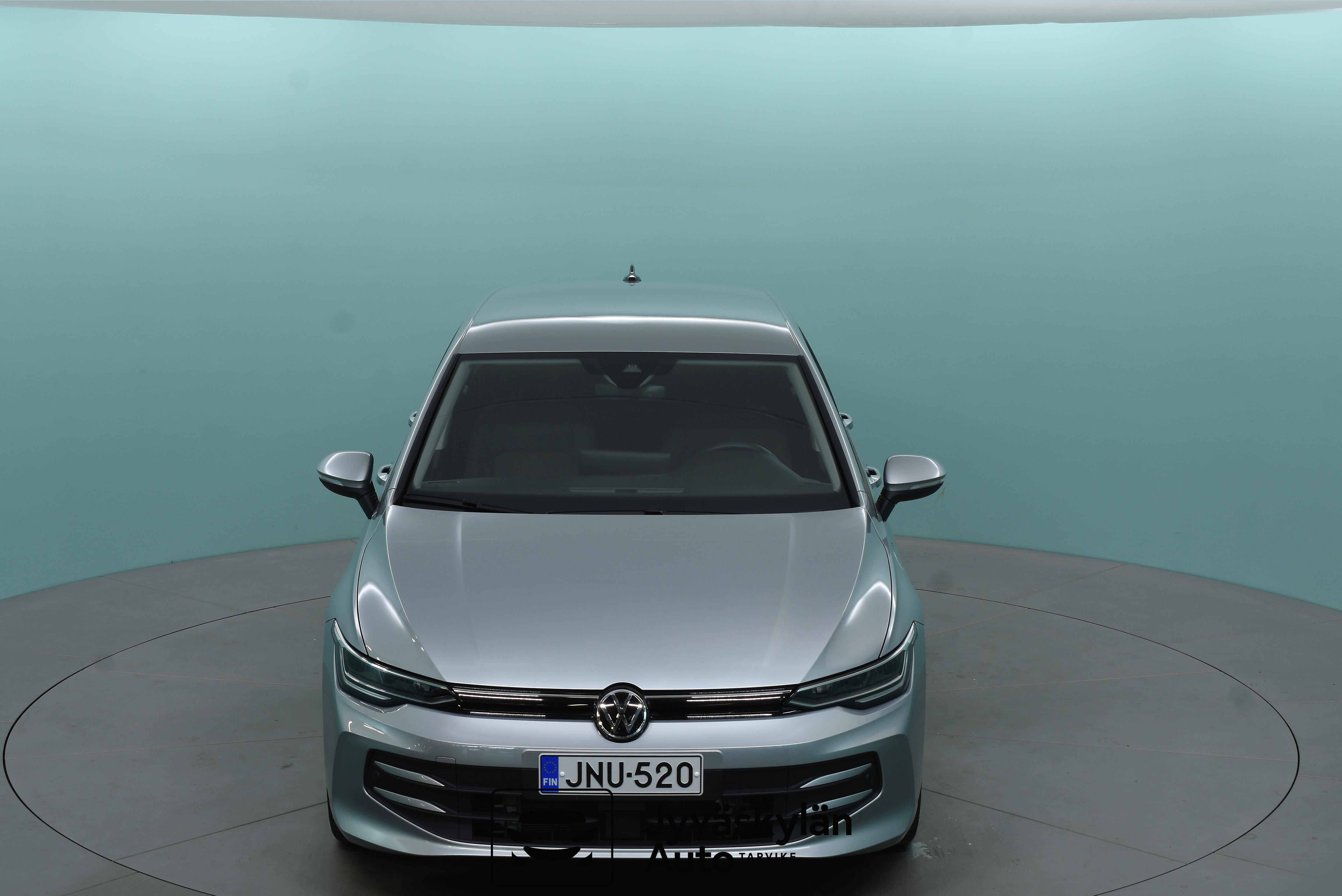 VOLKSWAGEN Golf 2025