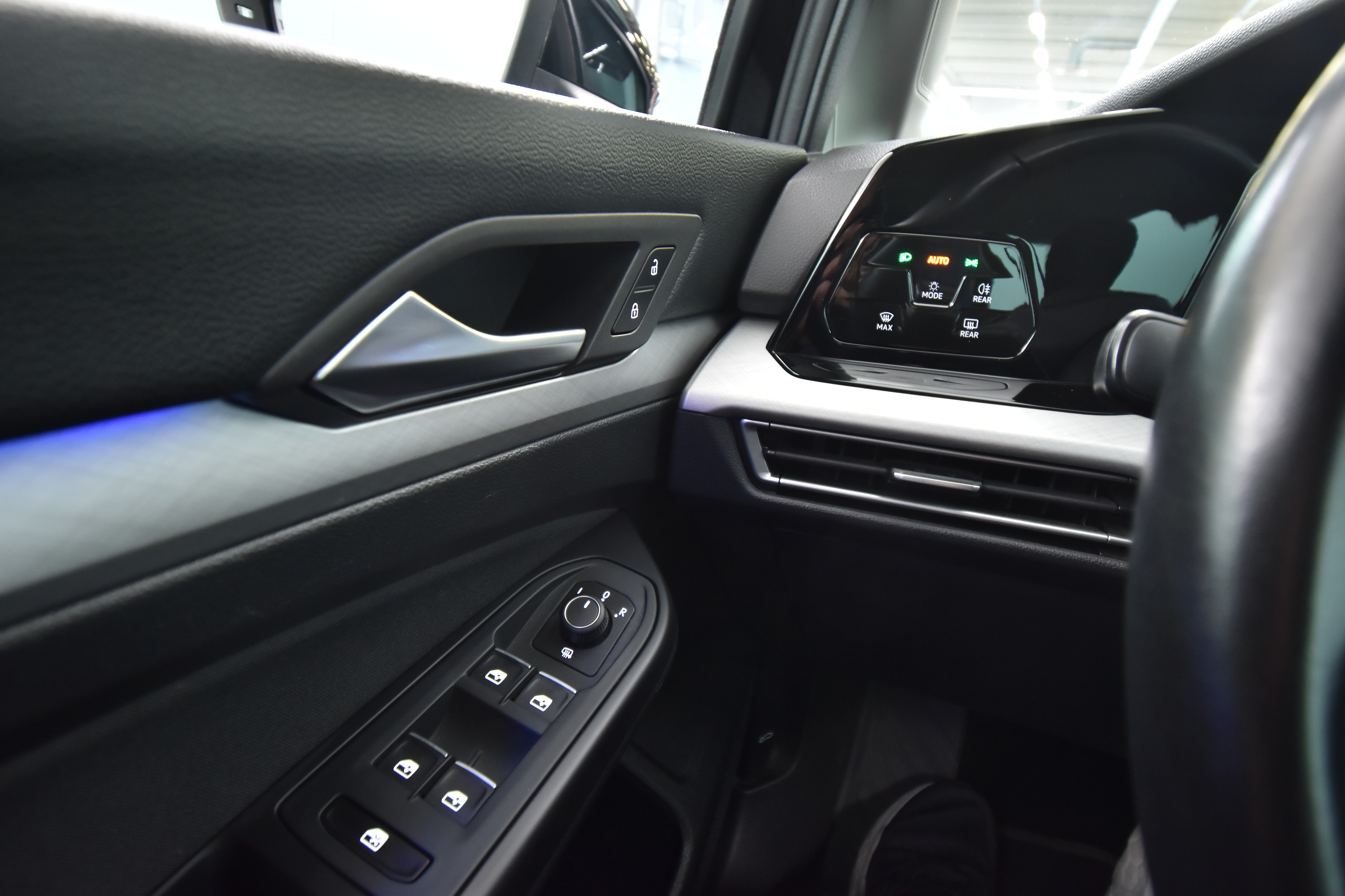 VOLKSWAGEN Golf 2020