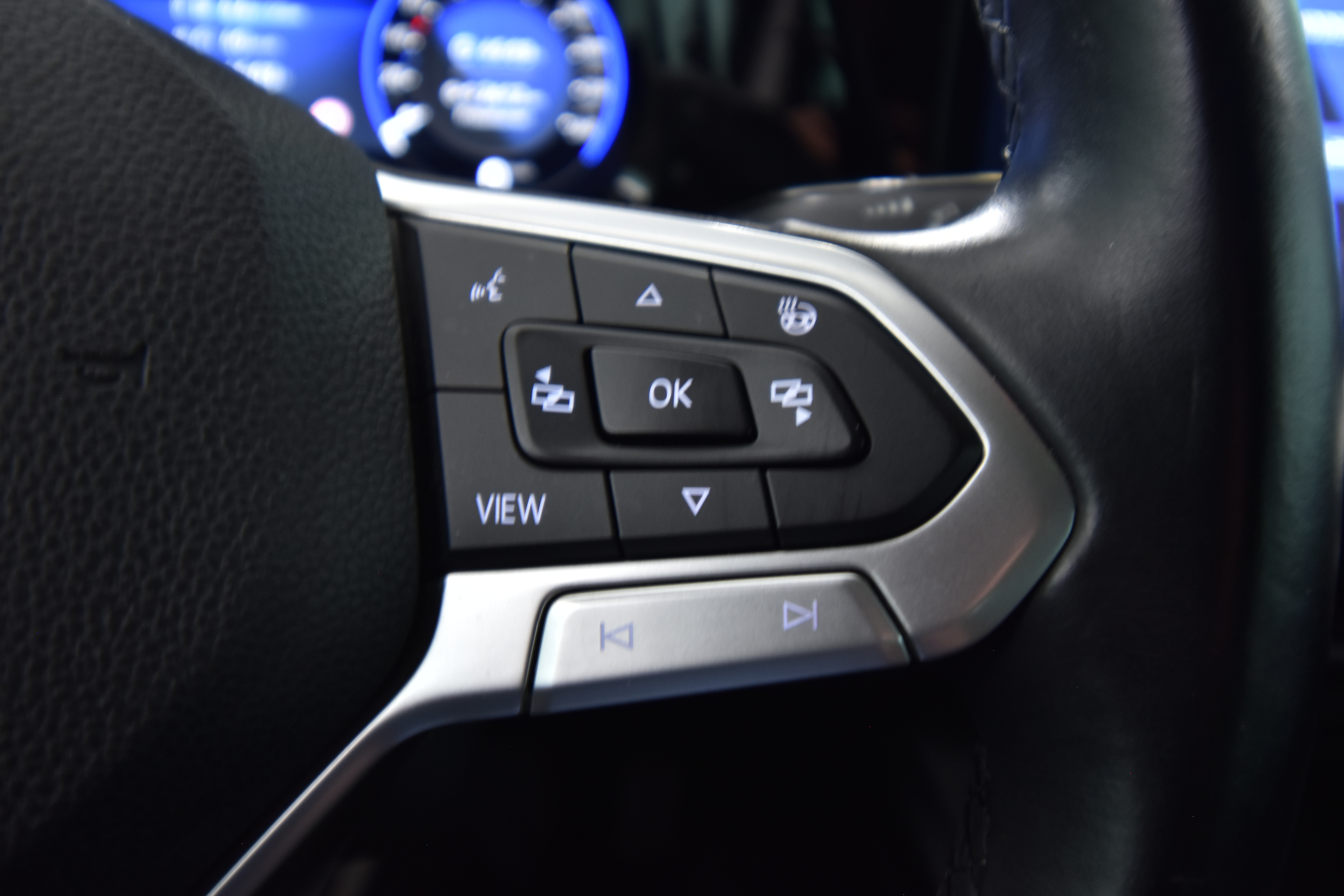 VOLKSWAGEN Golf 2020