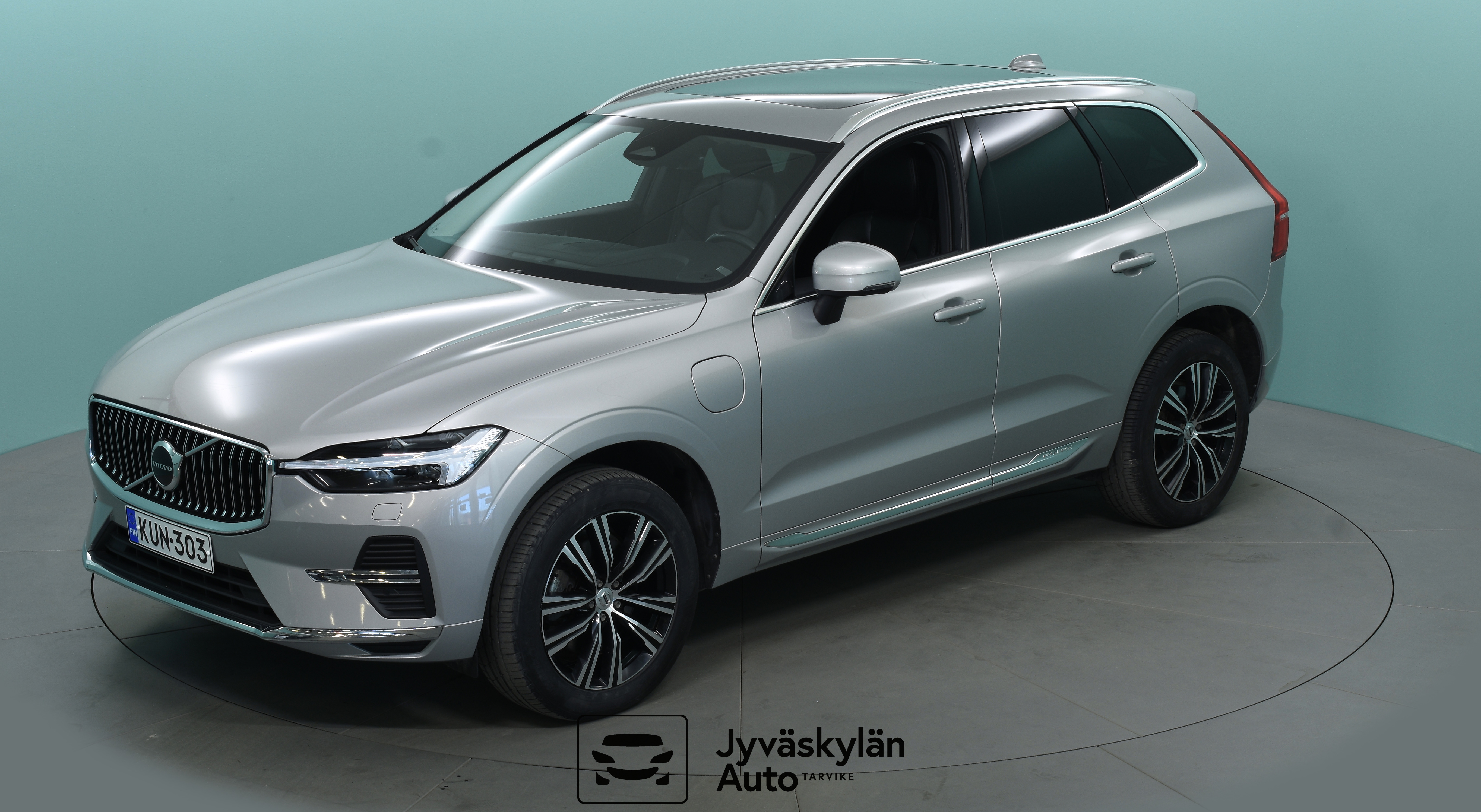 VOLVO XC60 2021