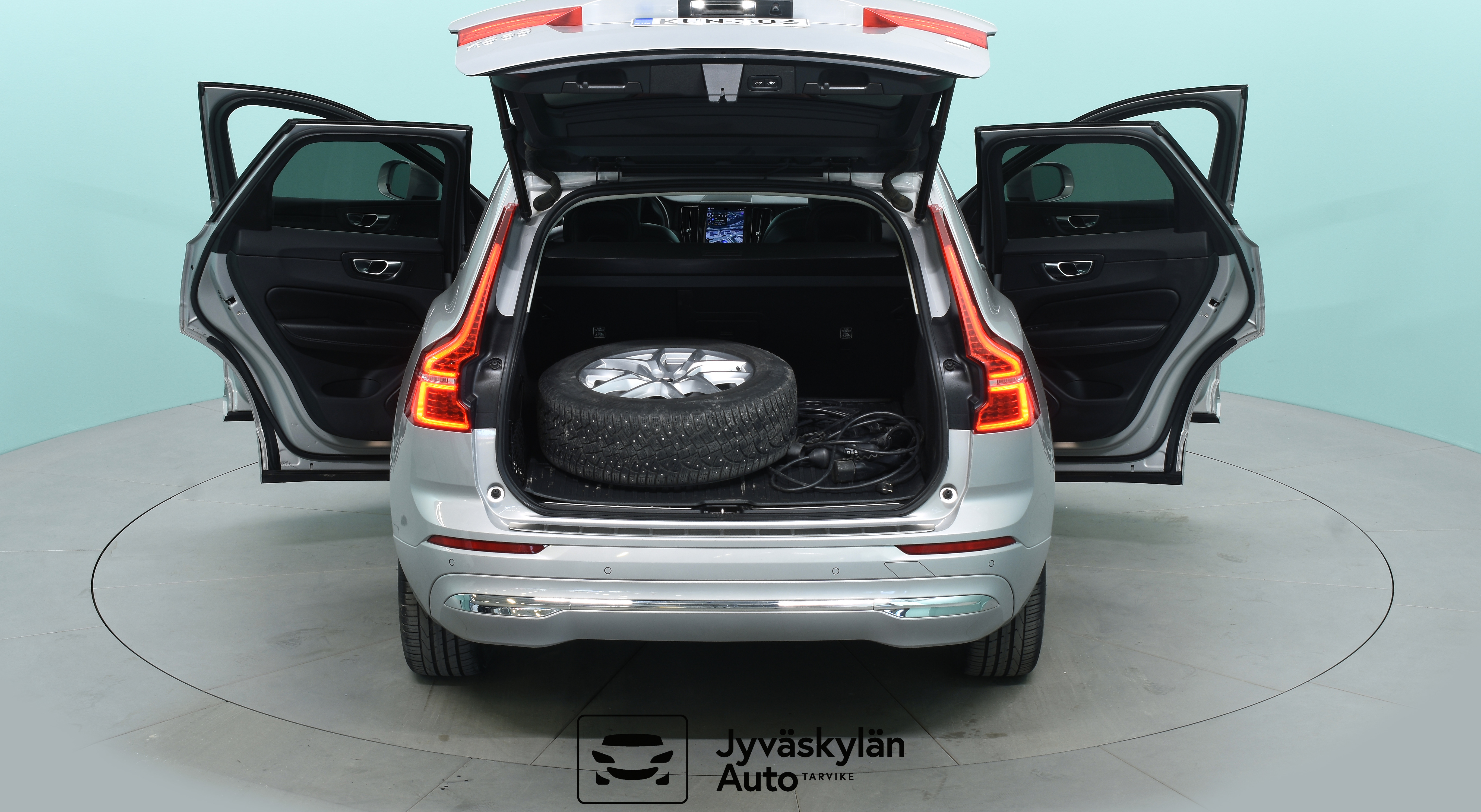 VOLVO XC60 2021