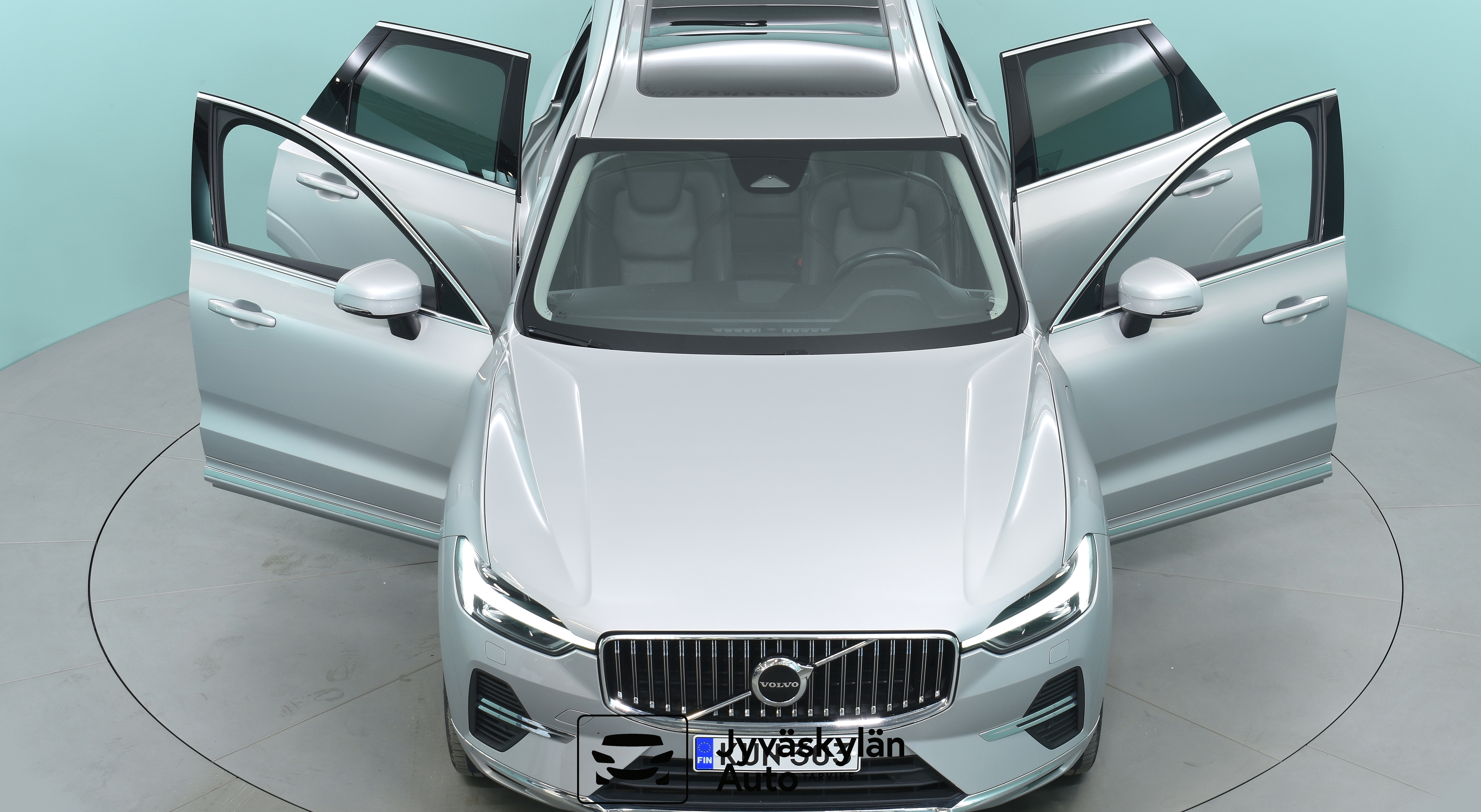 VOLVO XC60 2021