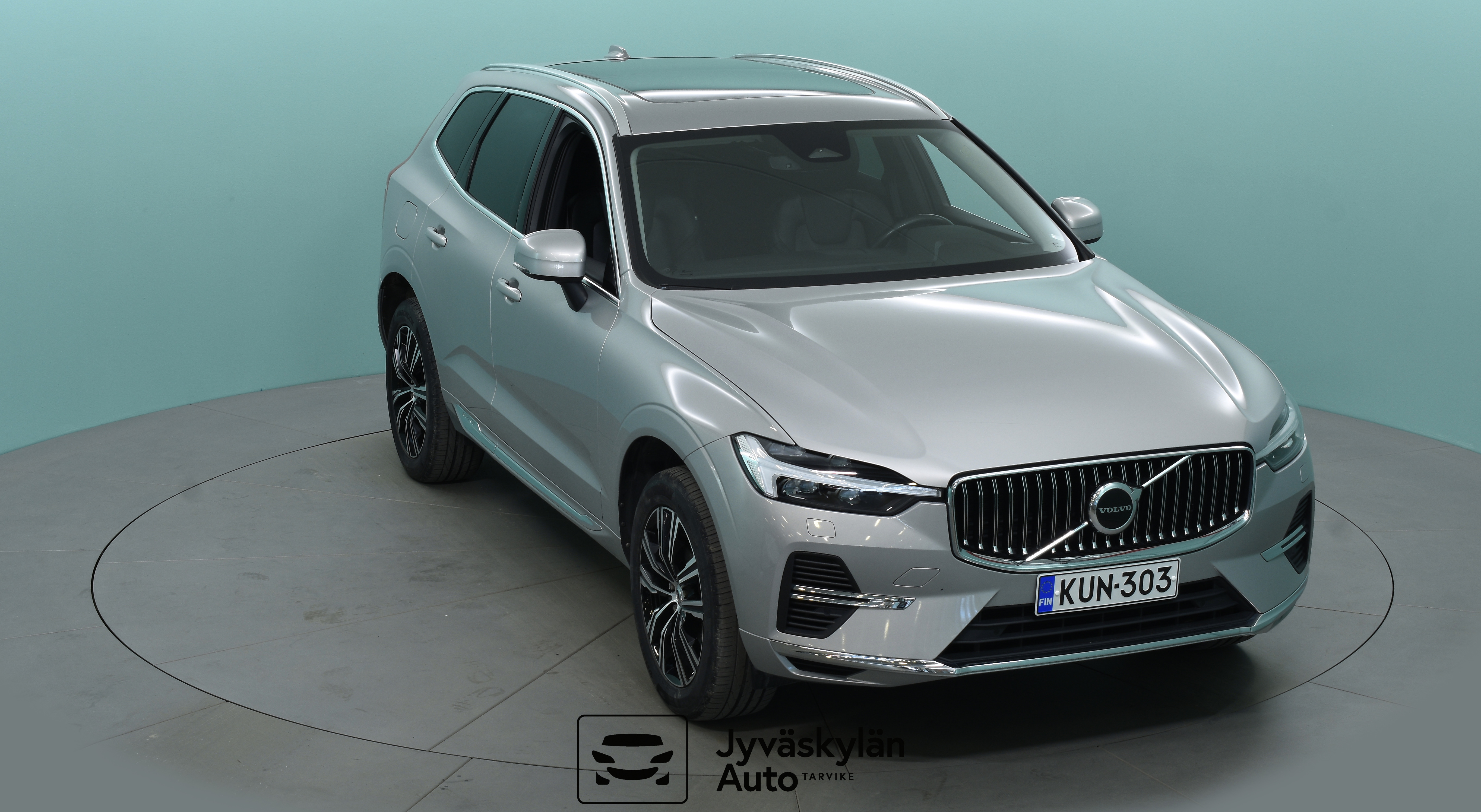 VOLVO XC60 2021