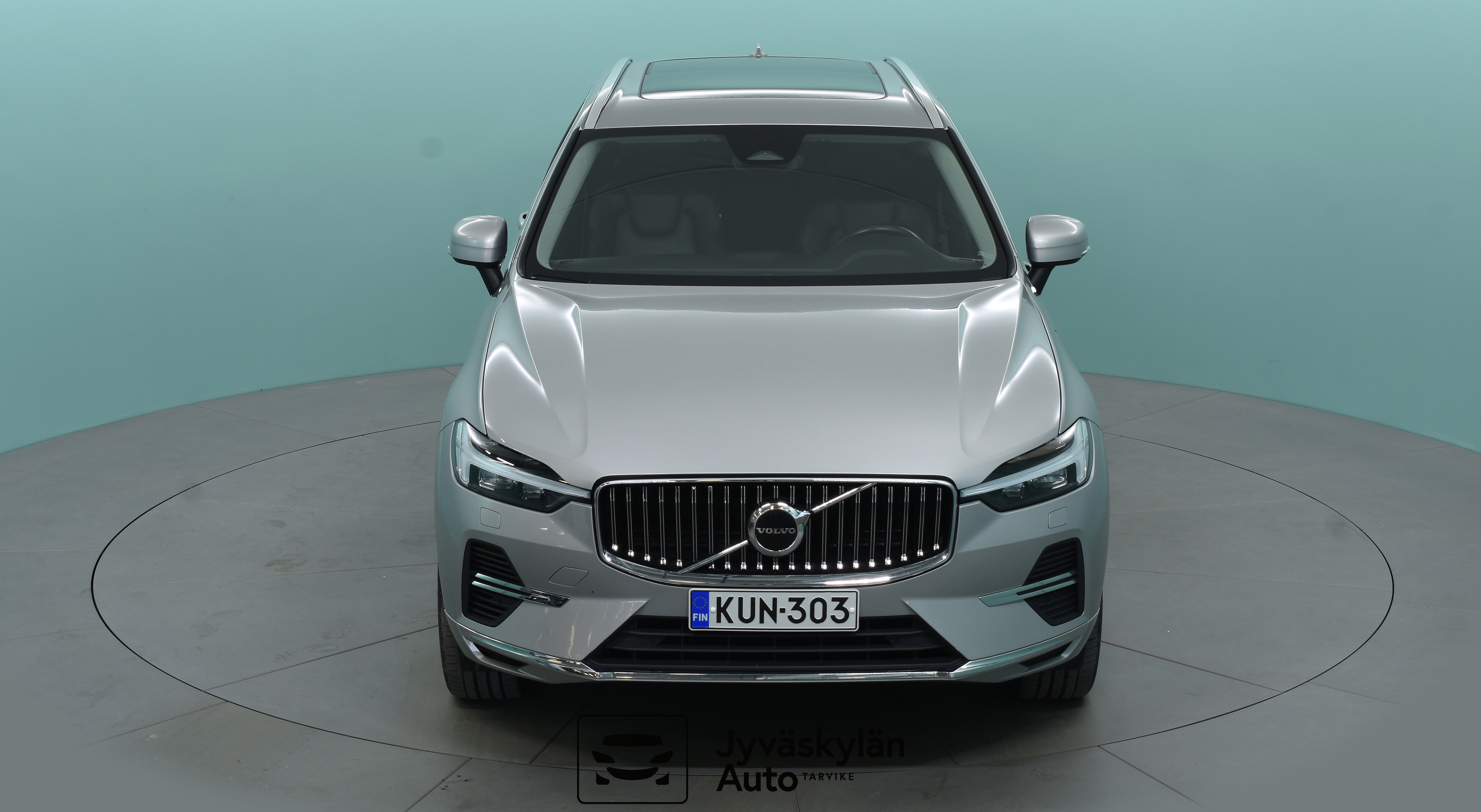 VOLVO XC60 2021