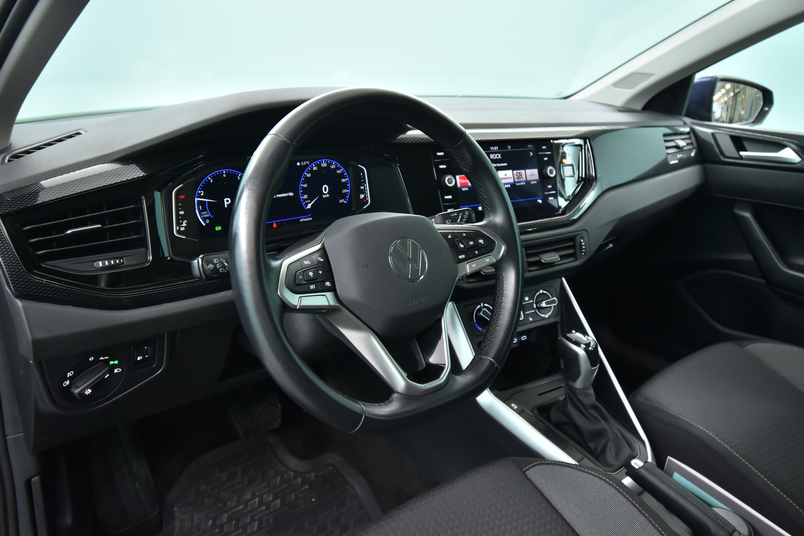 VOLKSWAGEN Polo 2022