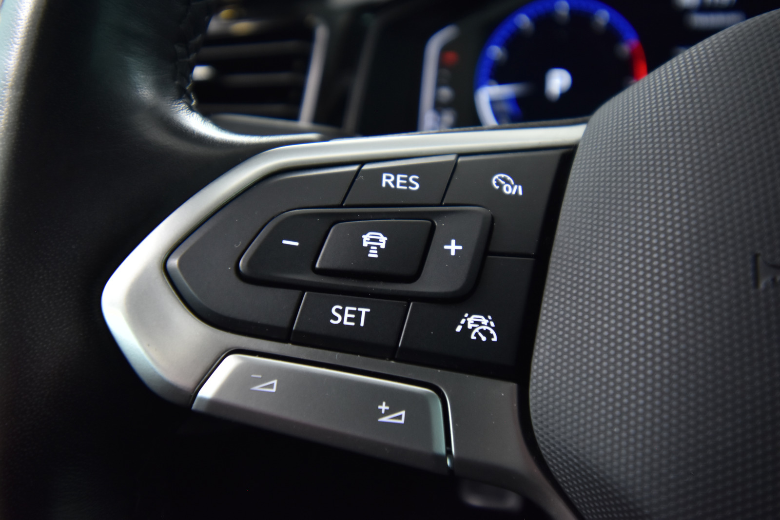 VOLKSWAGEN Polo 2022