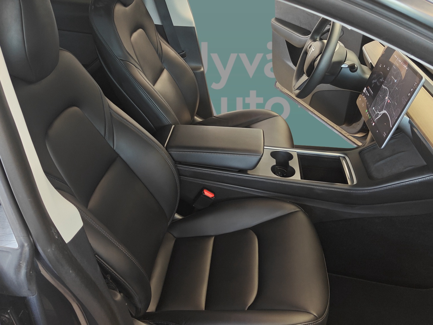 TESLA Model Y 2021