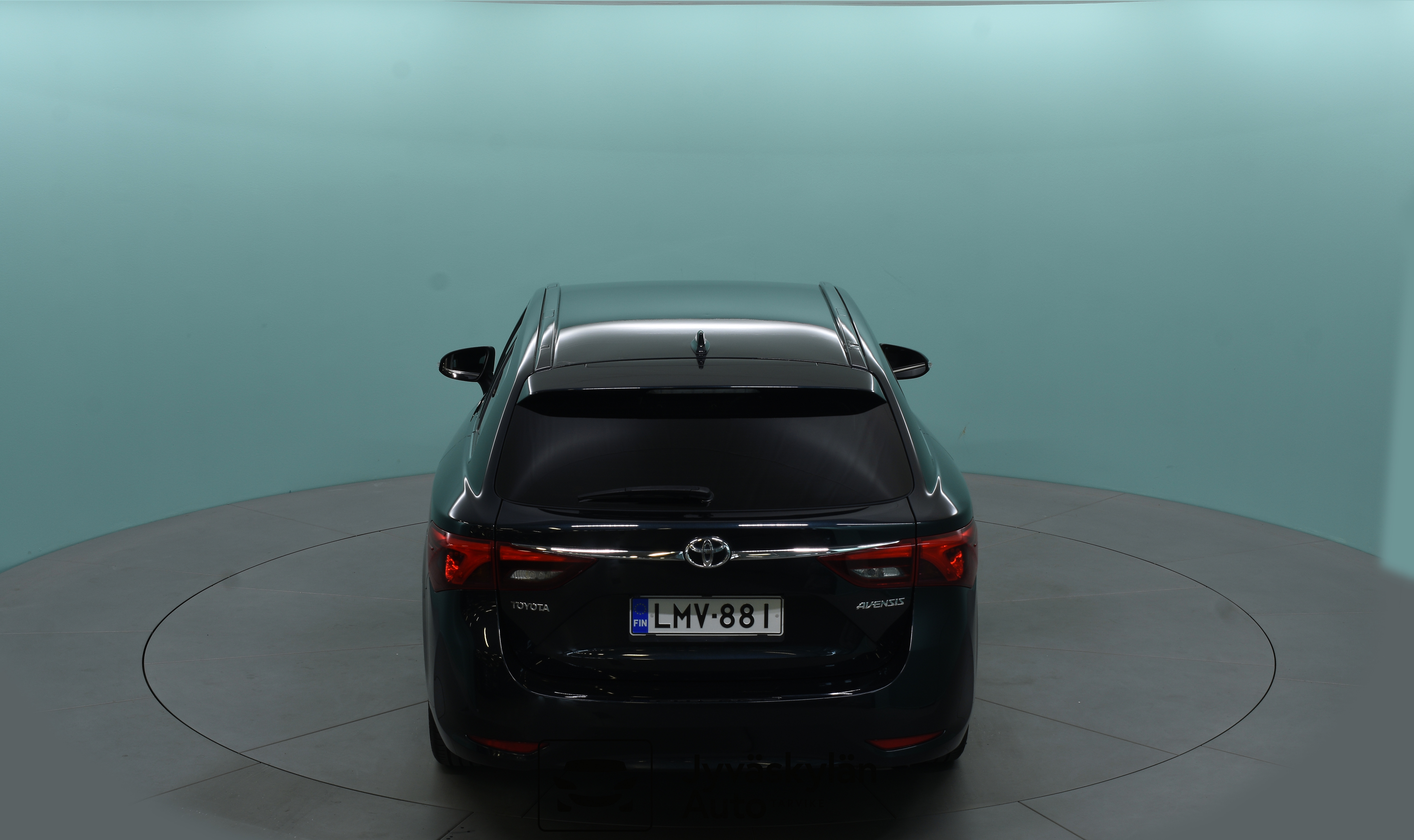 TOYOTA Avensis 2016