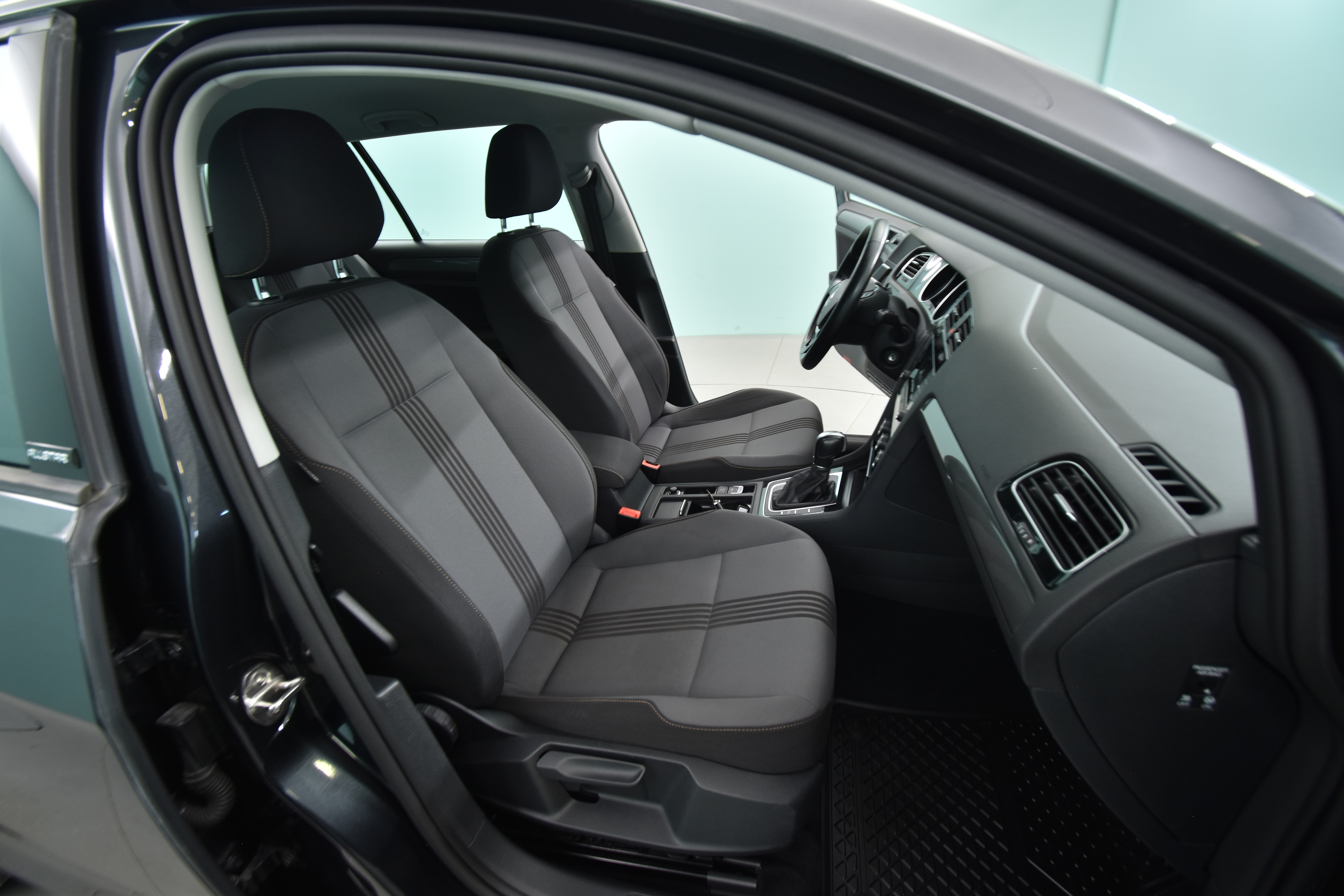 VOLKSWAGEN Golf 2017