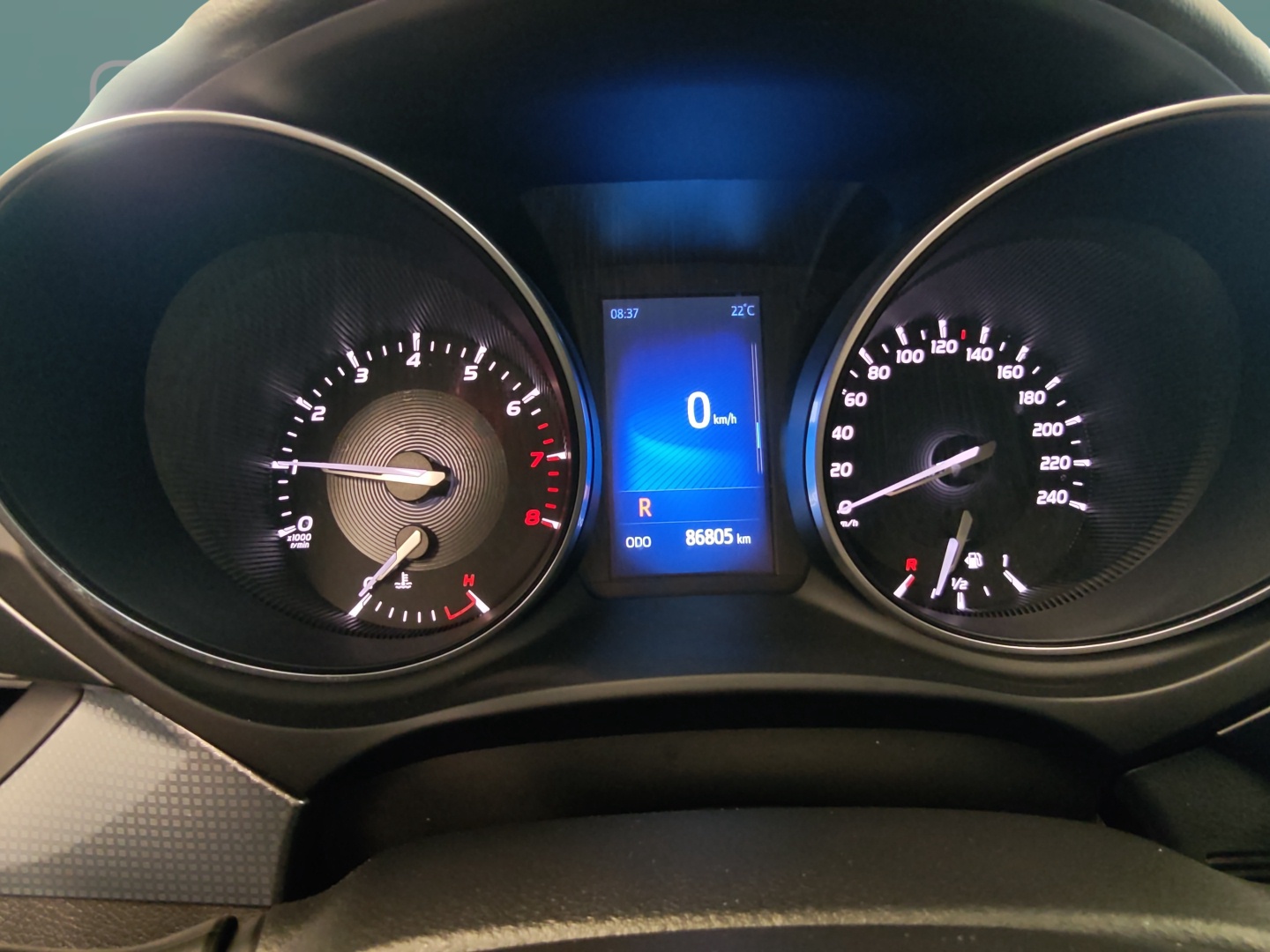 TOYOTA Avensis 2018