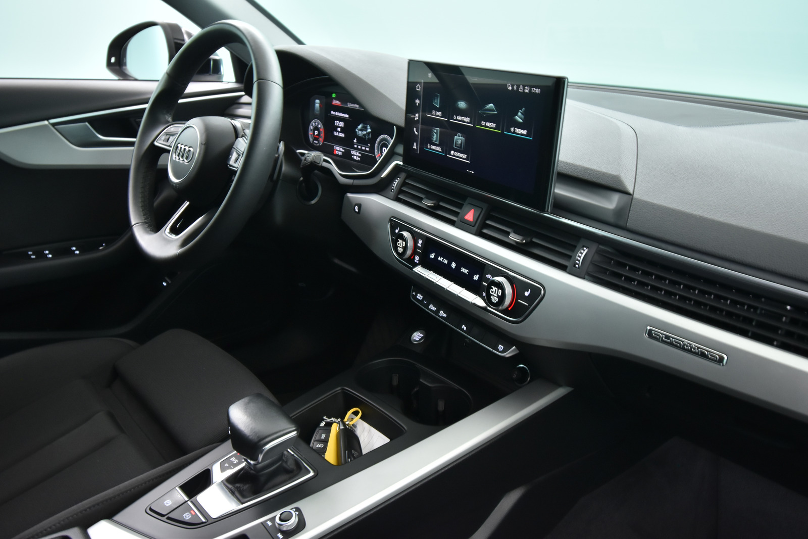 Audi A4 2023