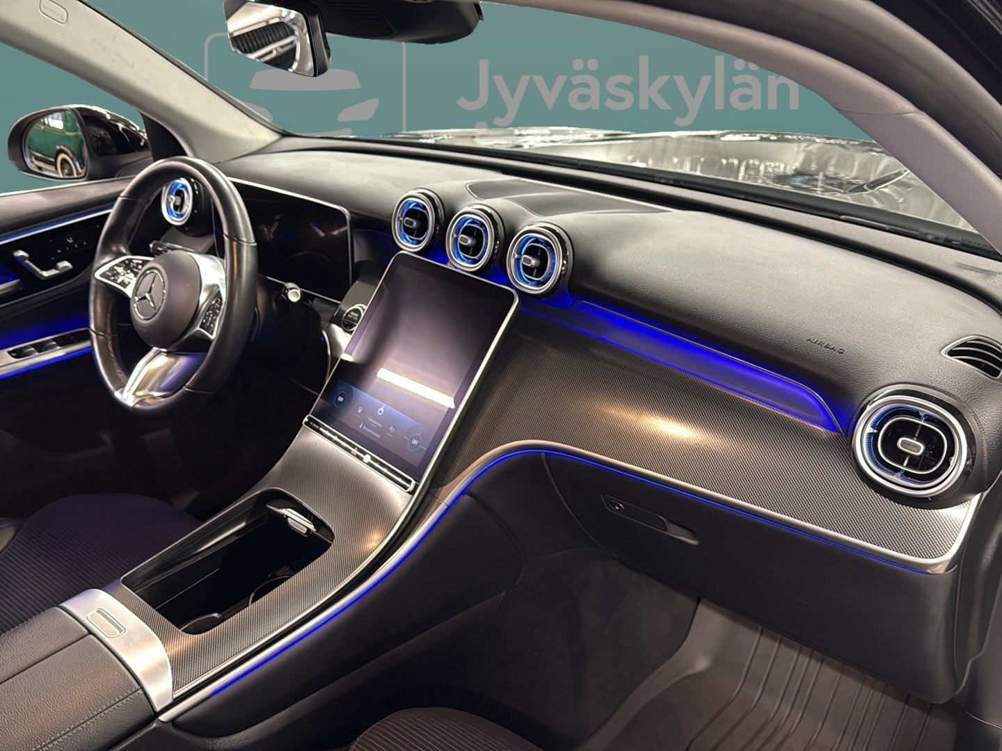 MERCEDES-BENZ GLC 2023