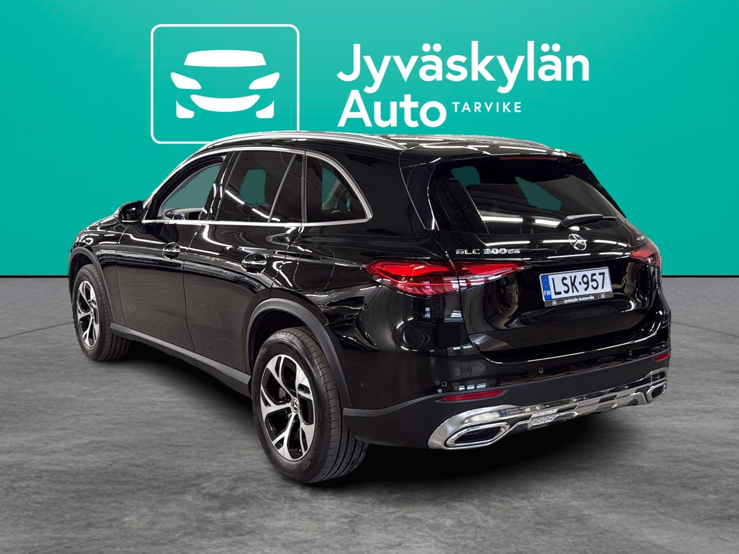 MERCEDES-BENZ GLC 2023