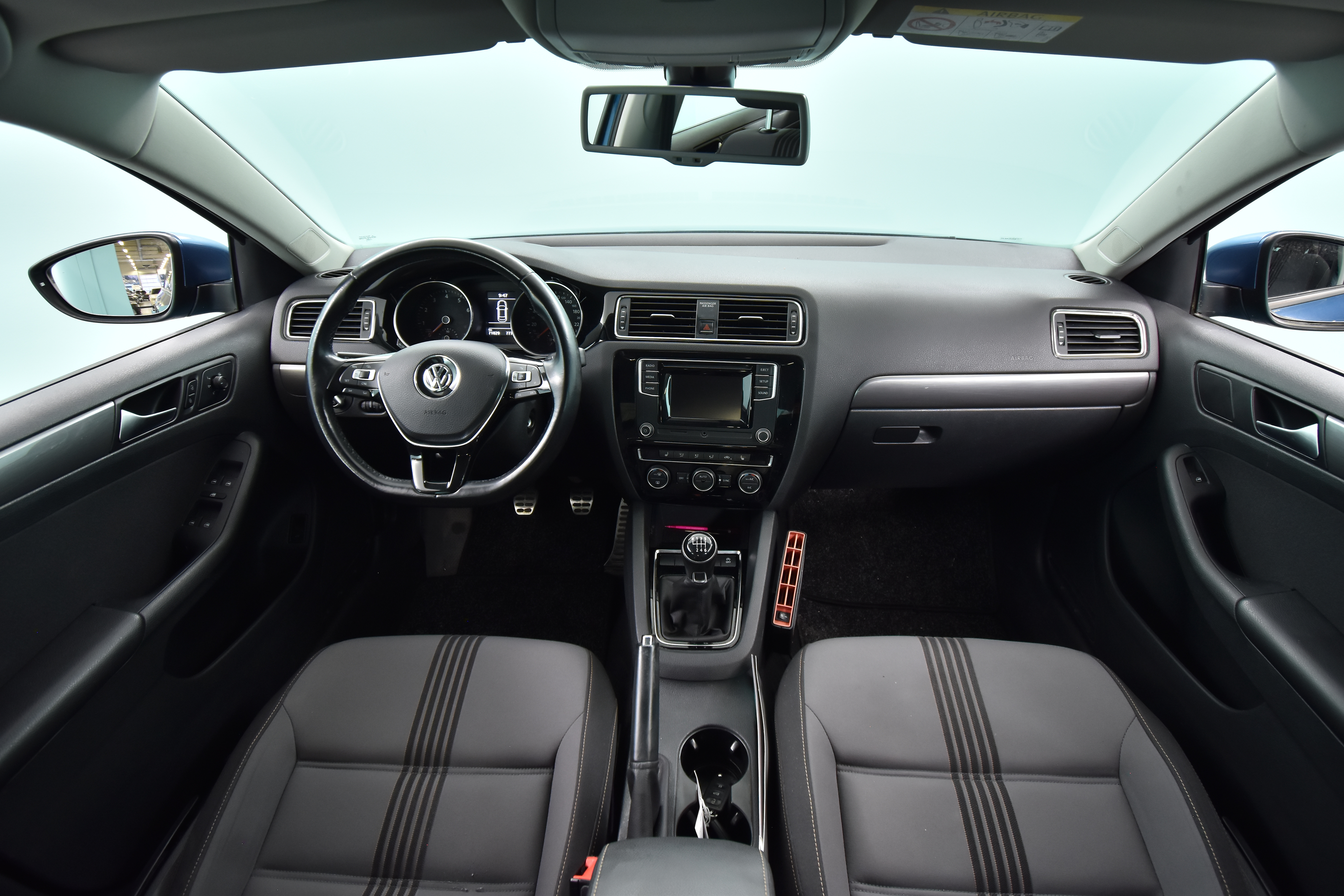 VOLKSWAGEN Jetta 2016