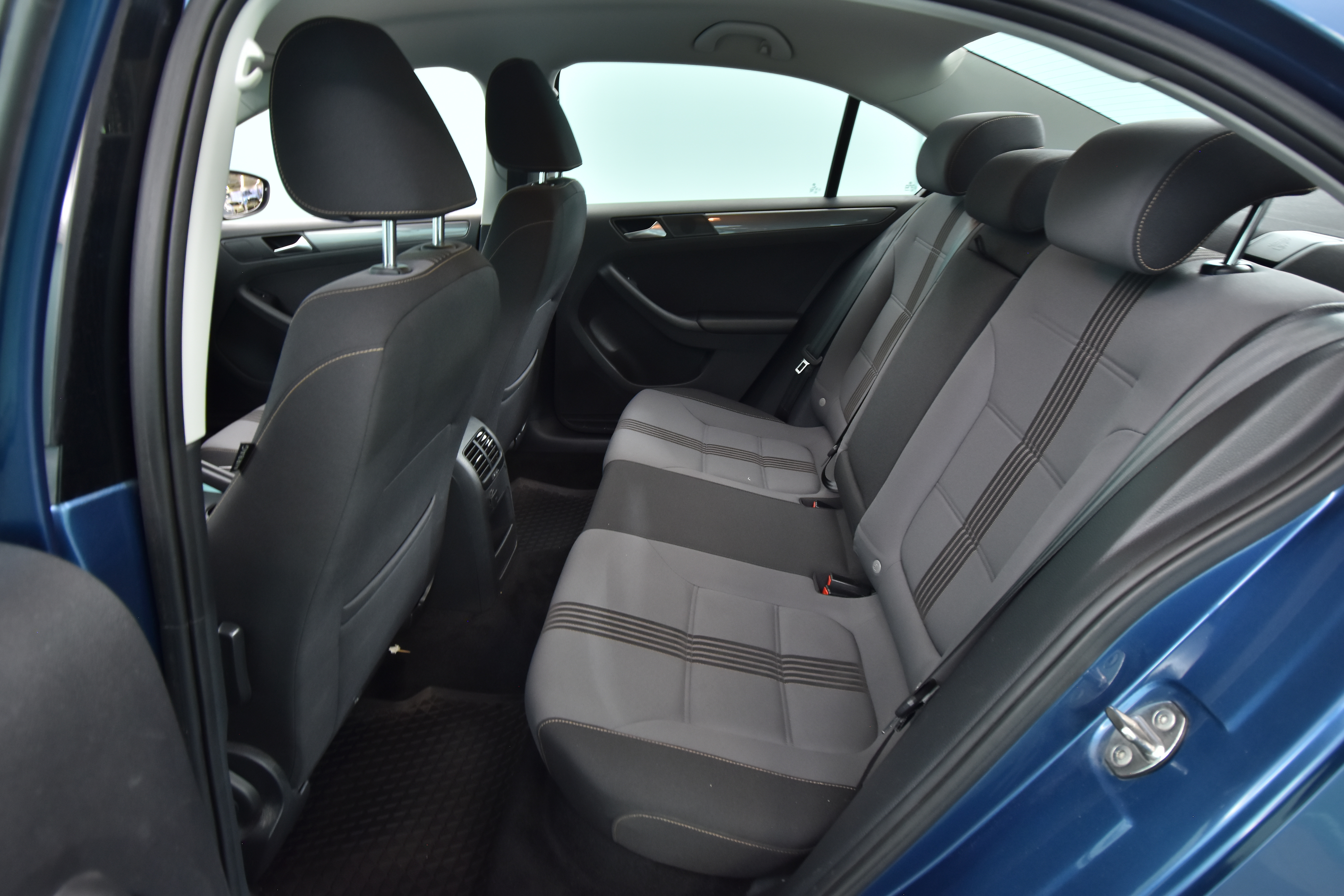 VOLKSWAGEN Jetta 2016