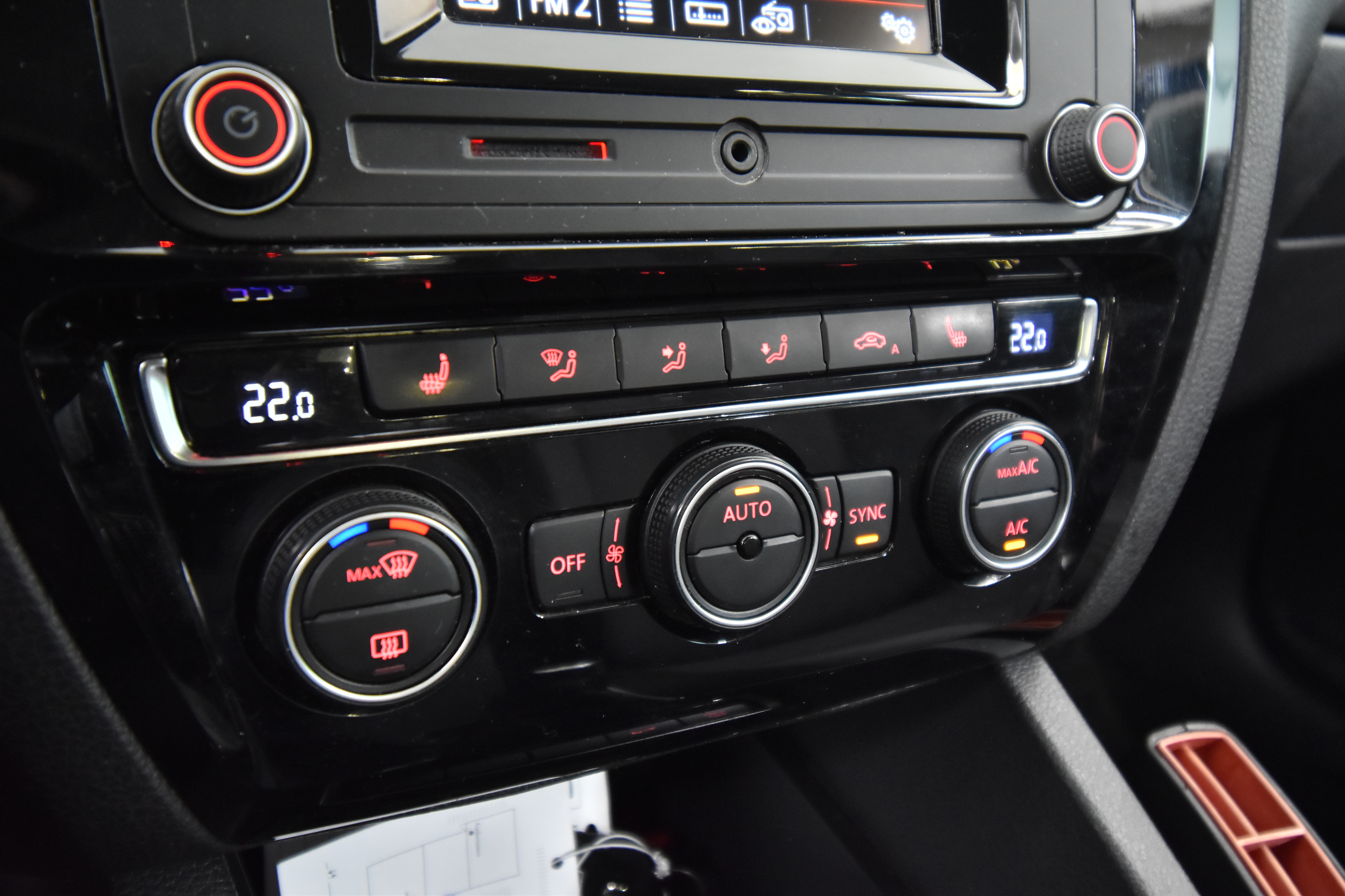 VOLKSWAGEN Jetta 2016