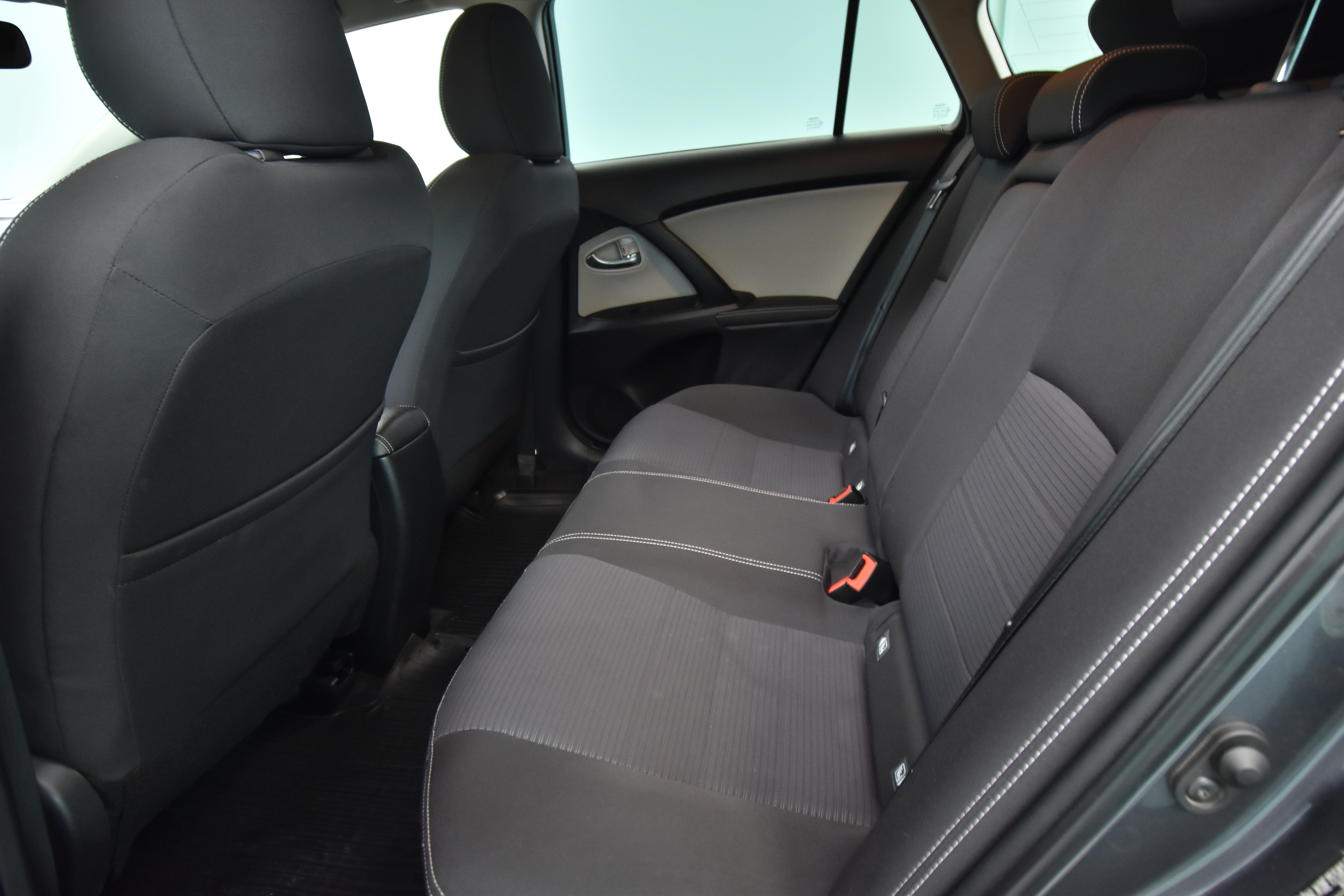 TOYOTA Avensis 2018