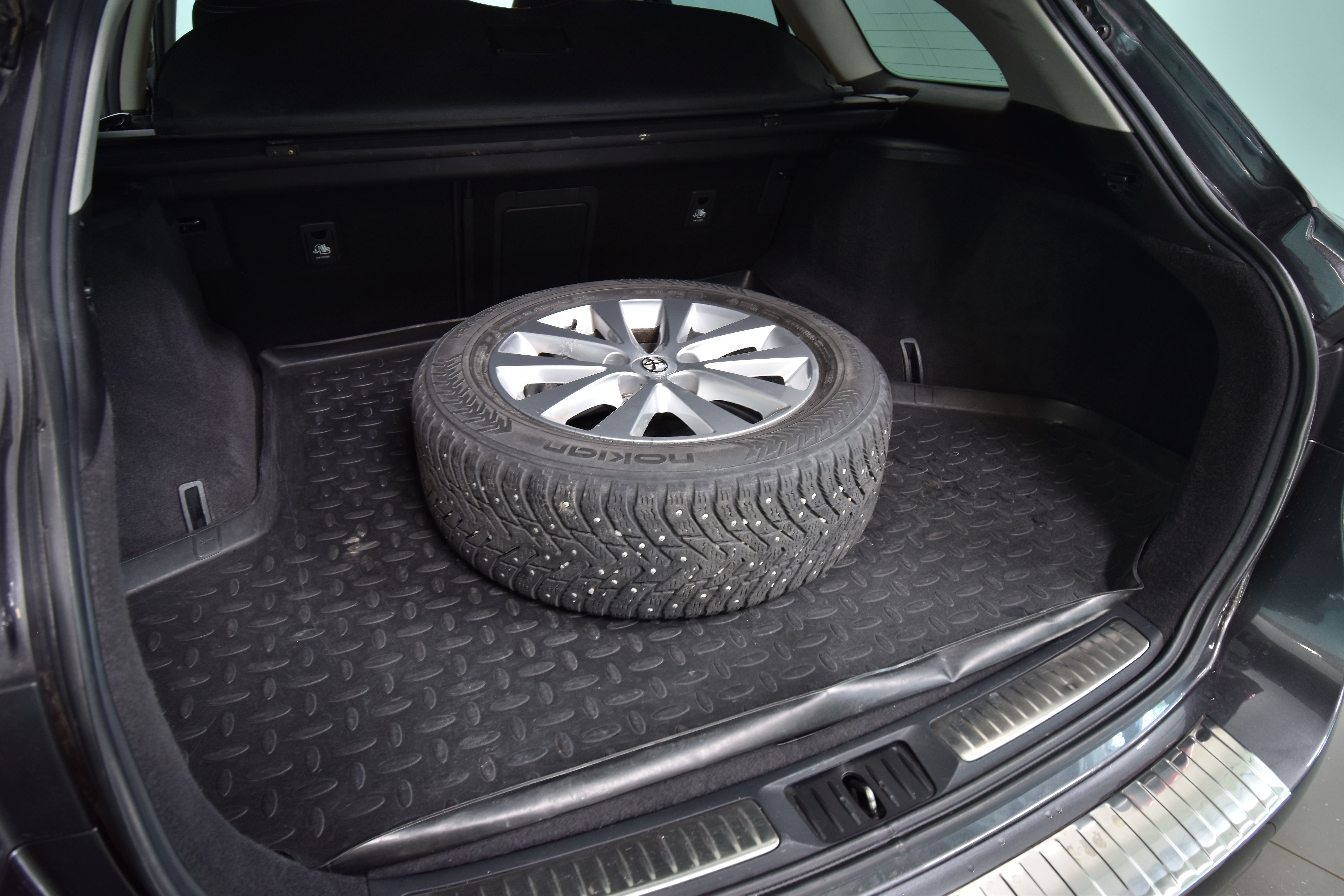 TOYOTA Avensis 2018