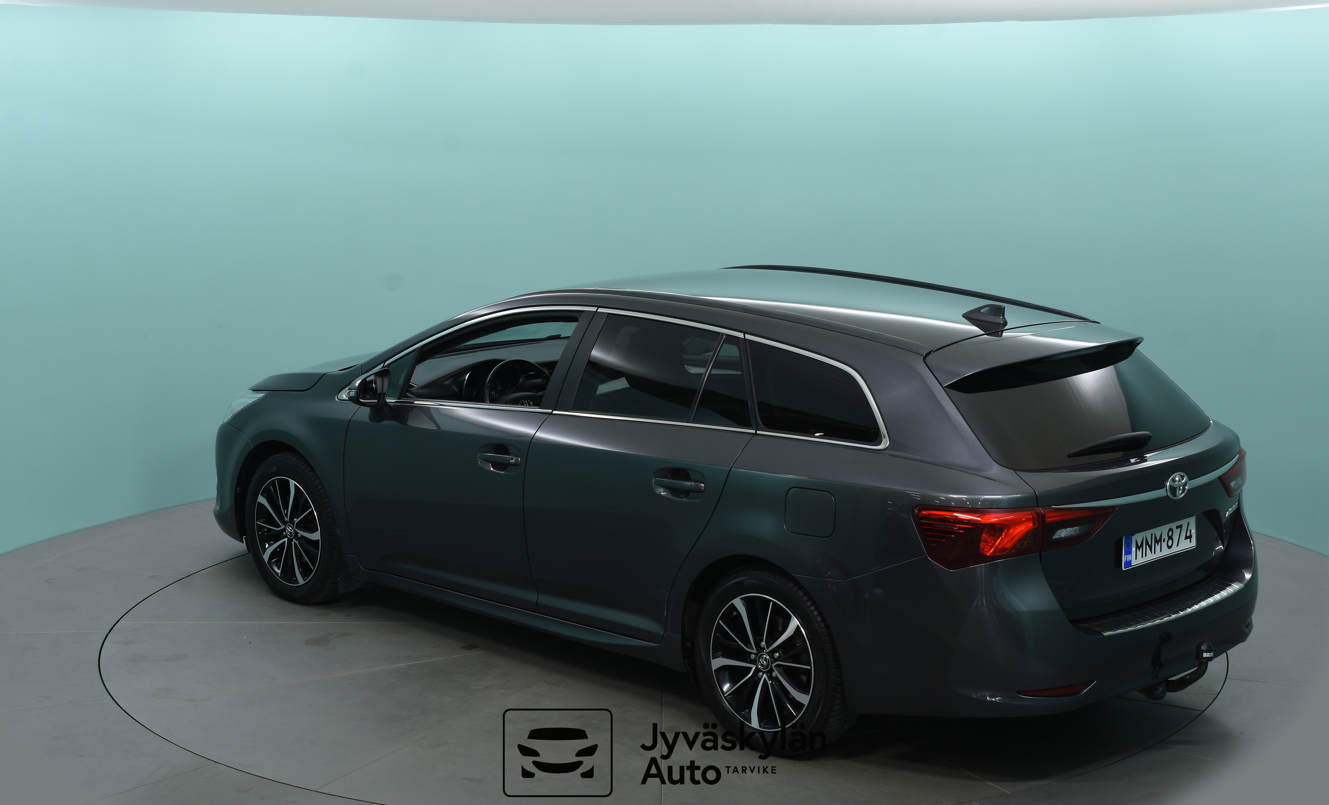 TOYOTA Avensis 2018