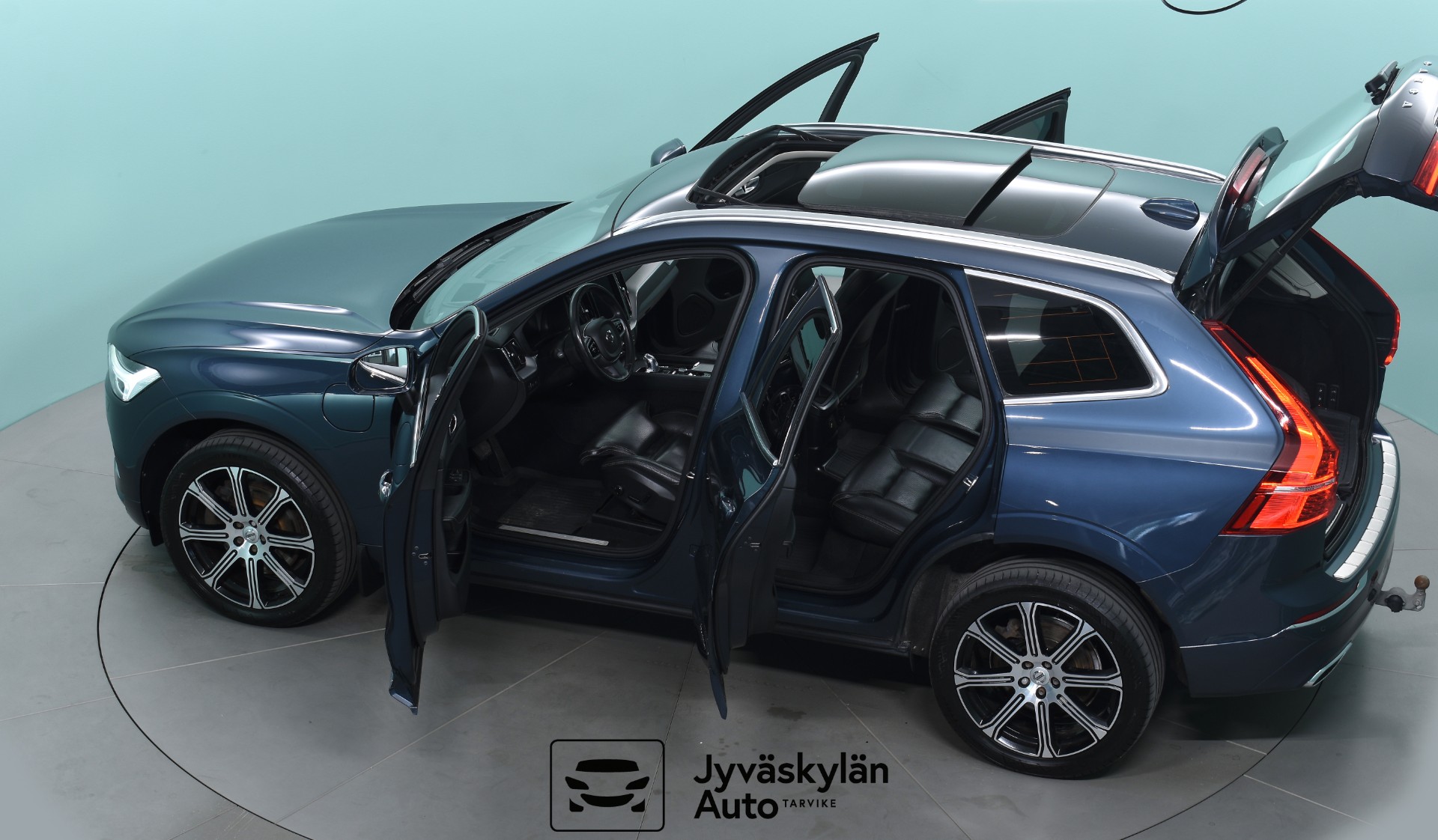 VOLVO XC60 2018