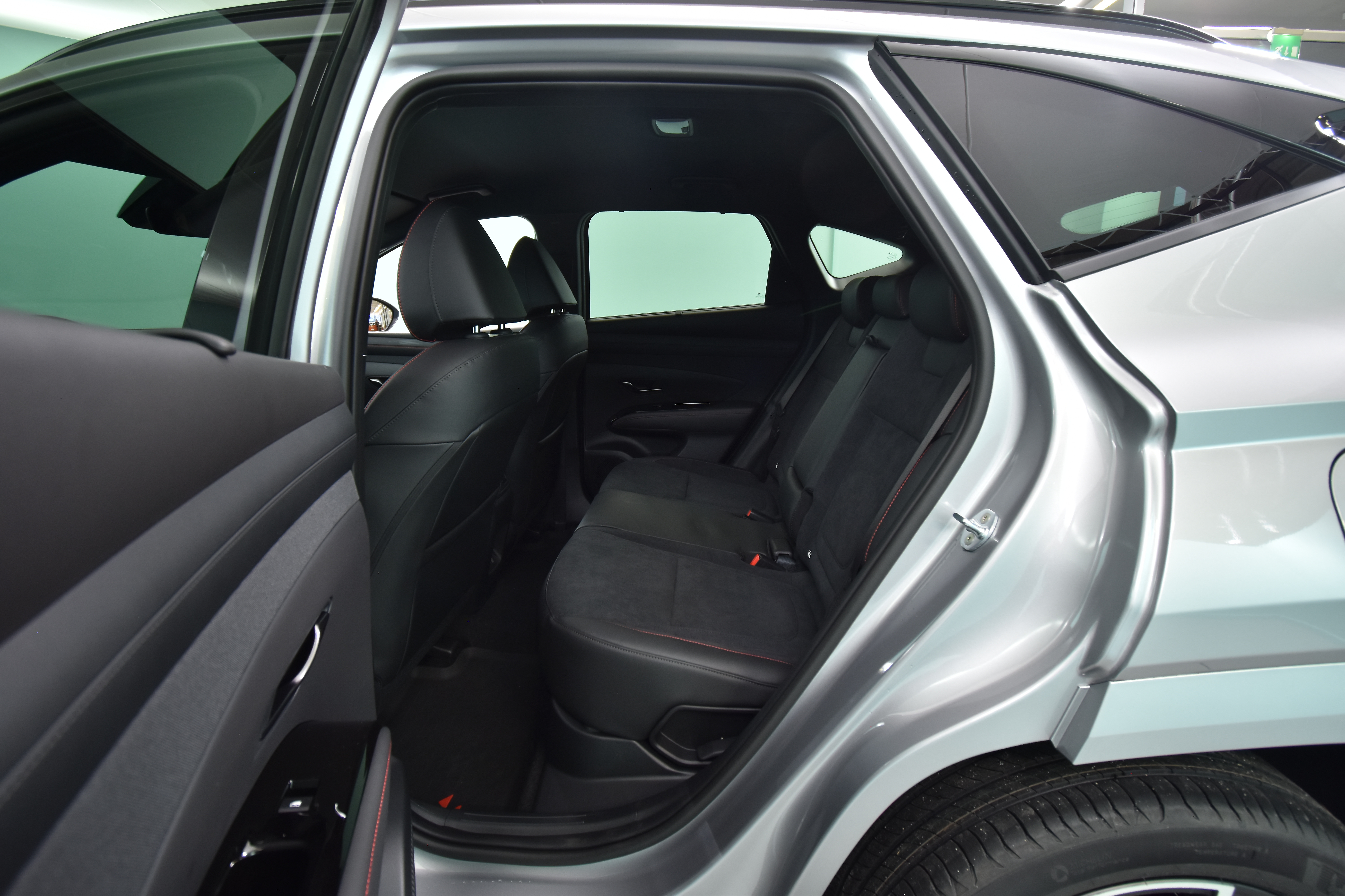 Hyundai TUCSON Hybrid 2026