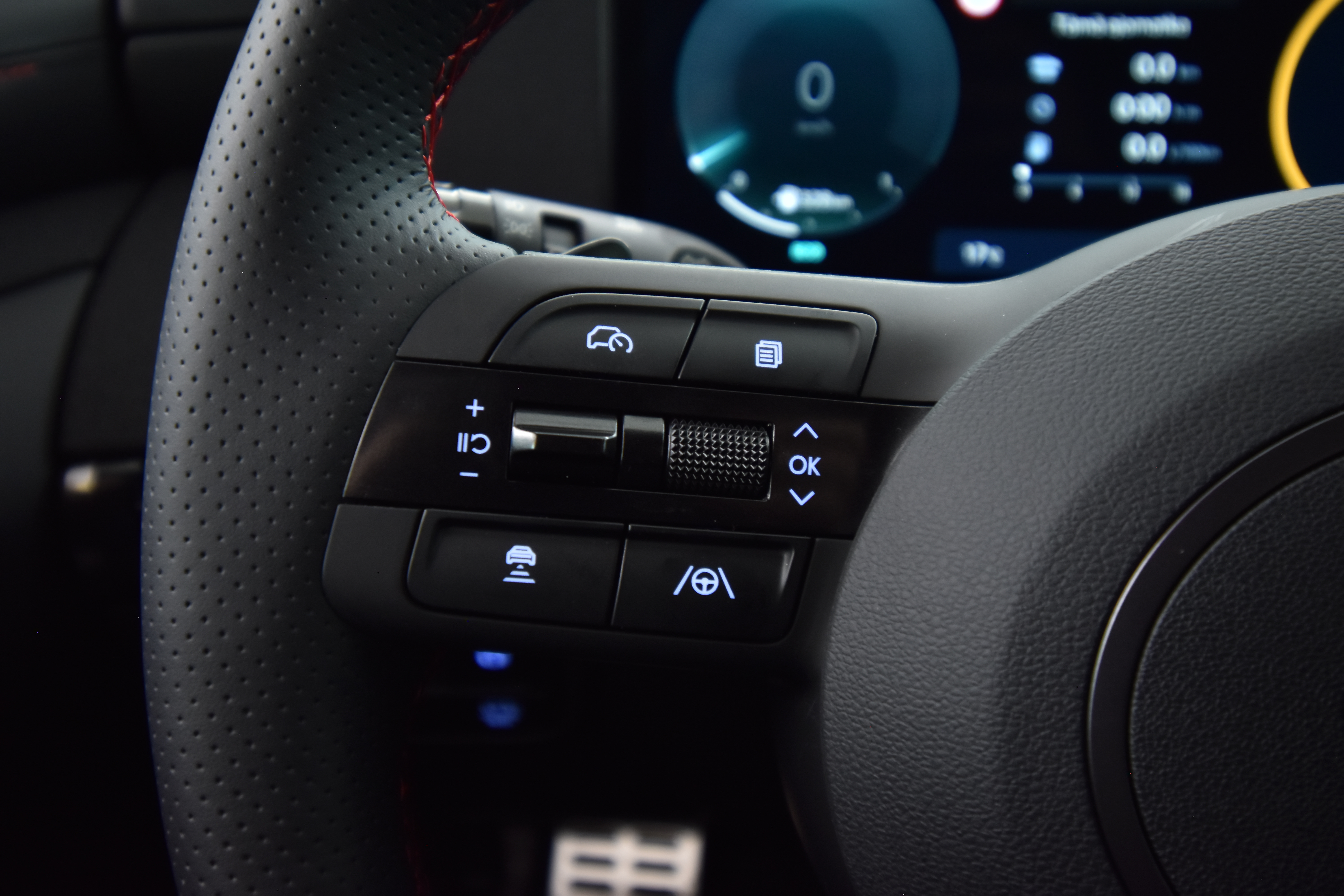 Hyundai TUCSON Hybrid 2026