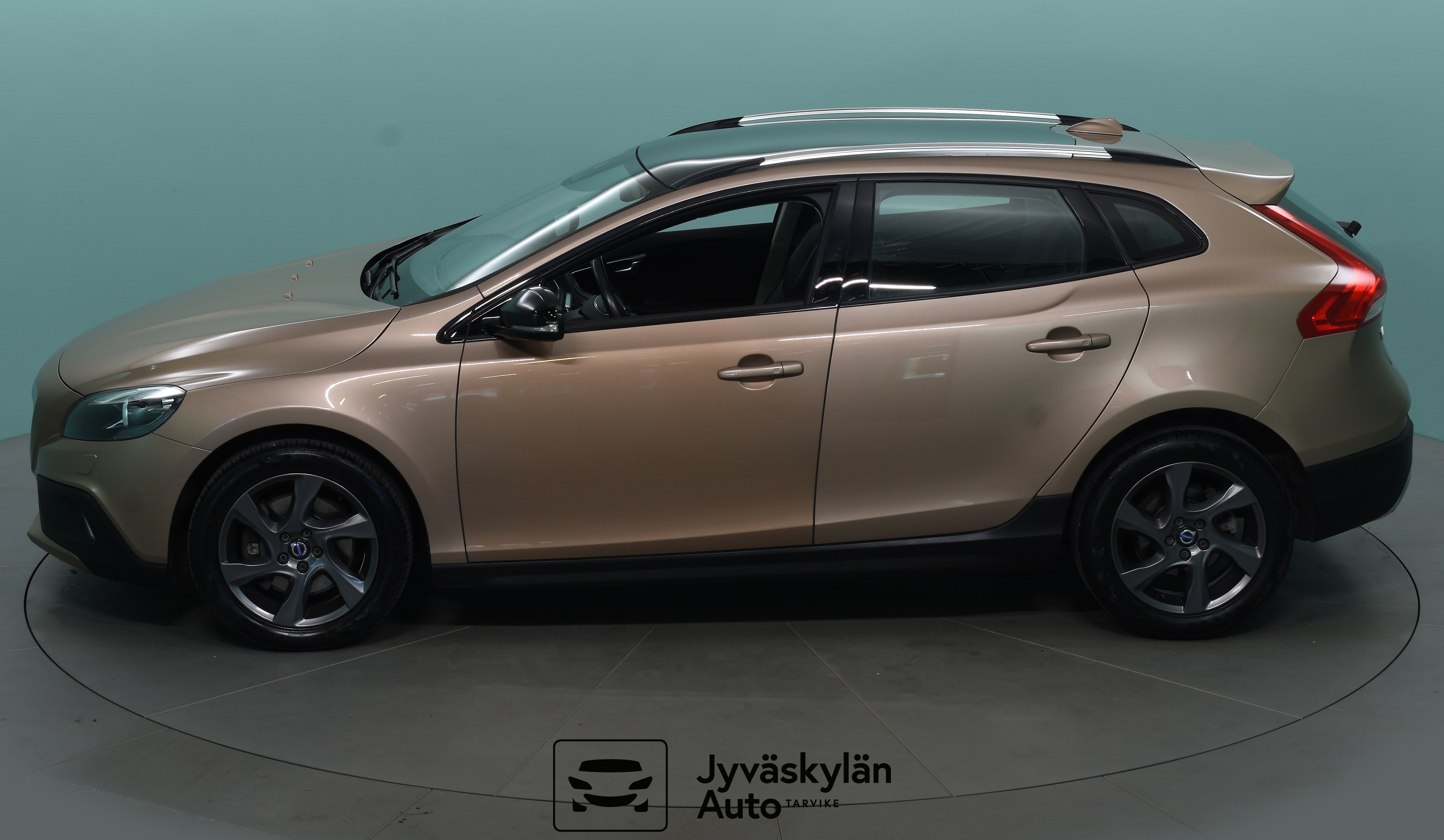 VOLVO V40 Cross Country 2015