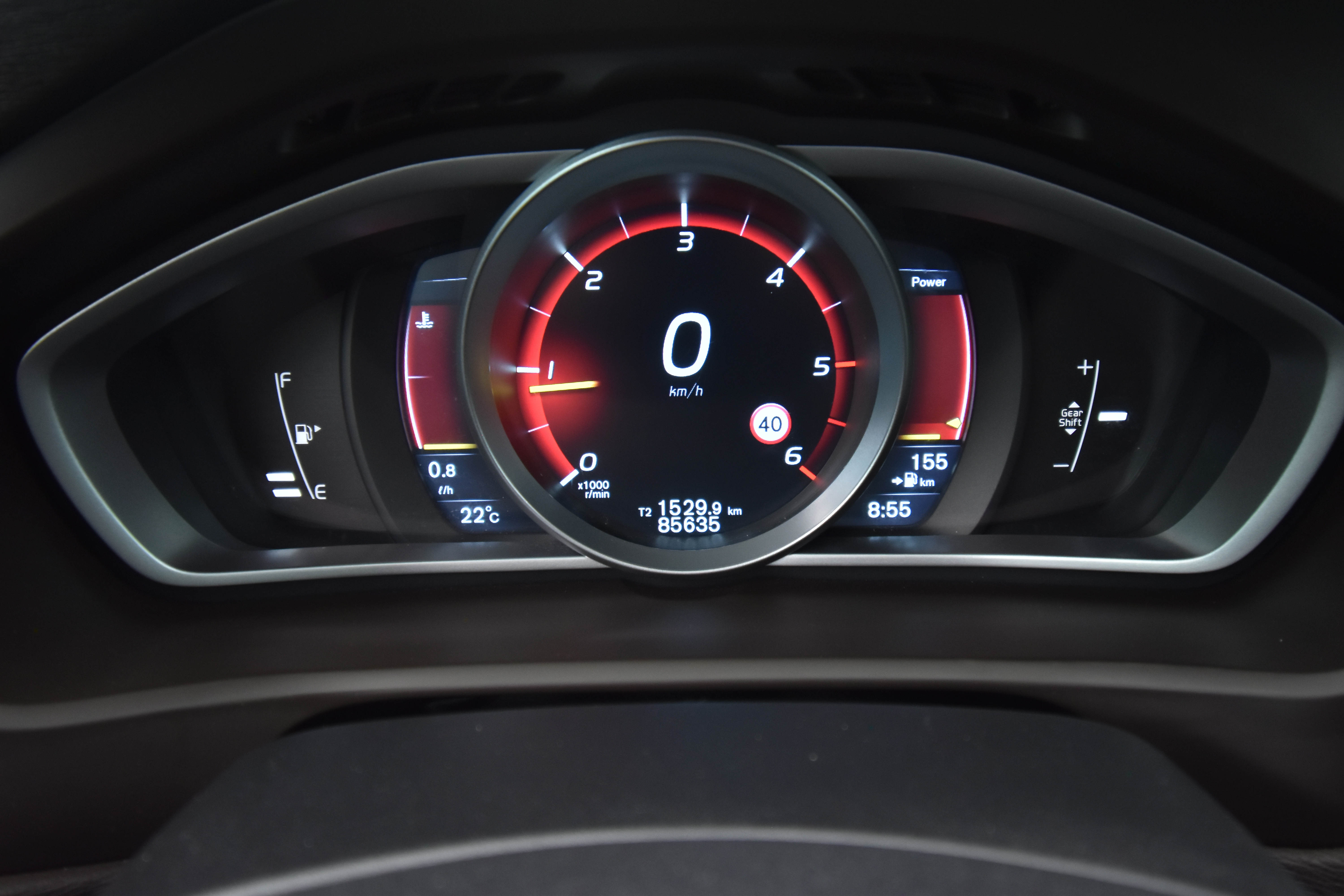 VOLVO V40 Cross Country 2015