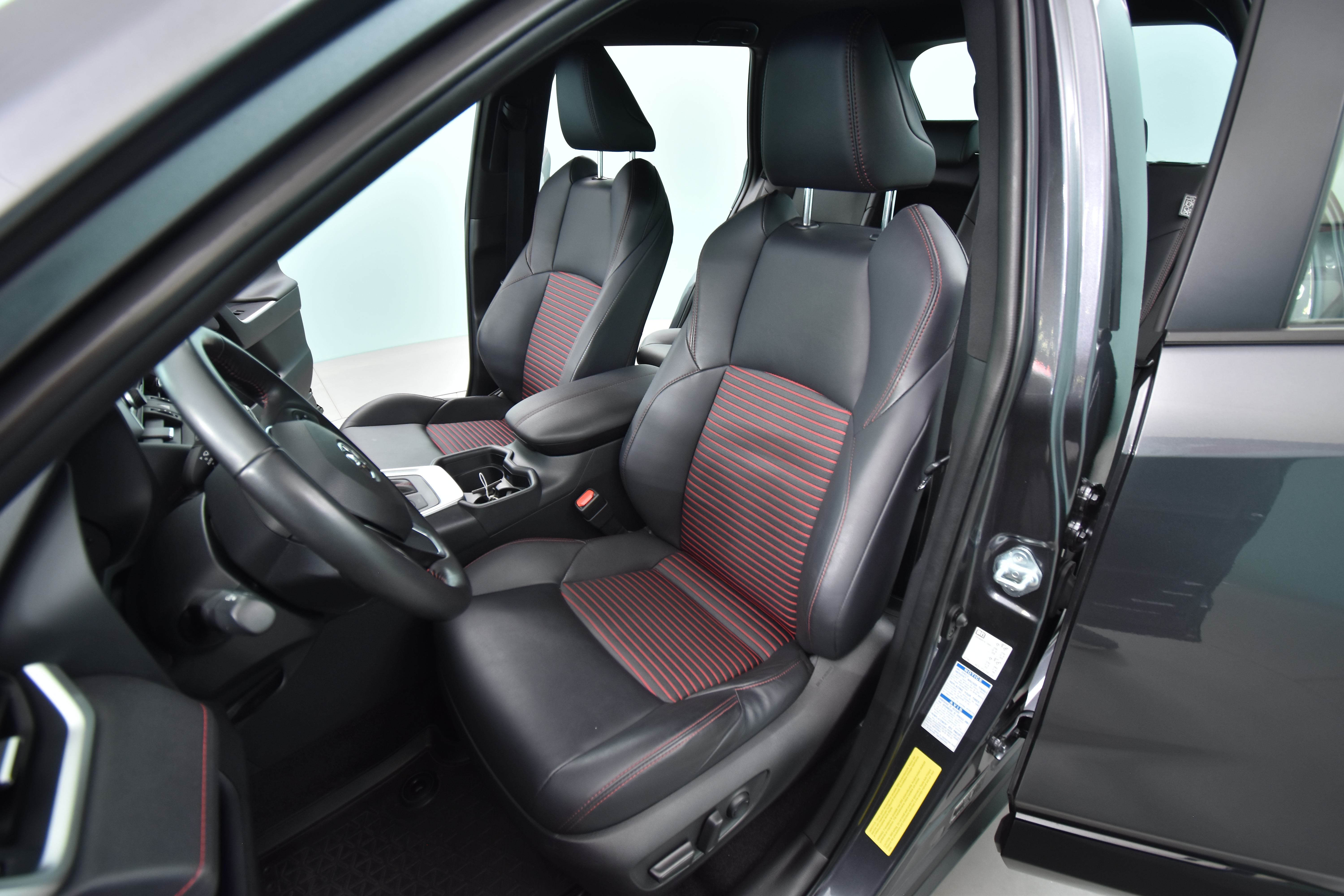 TOYOTA RAV4 Plug-in 2021
