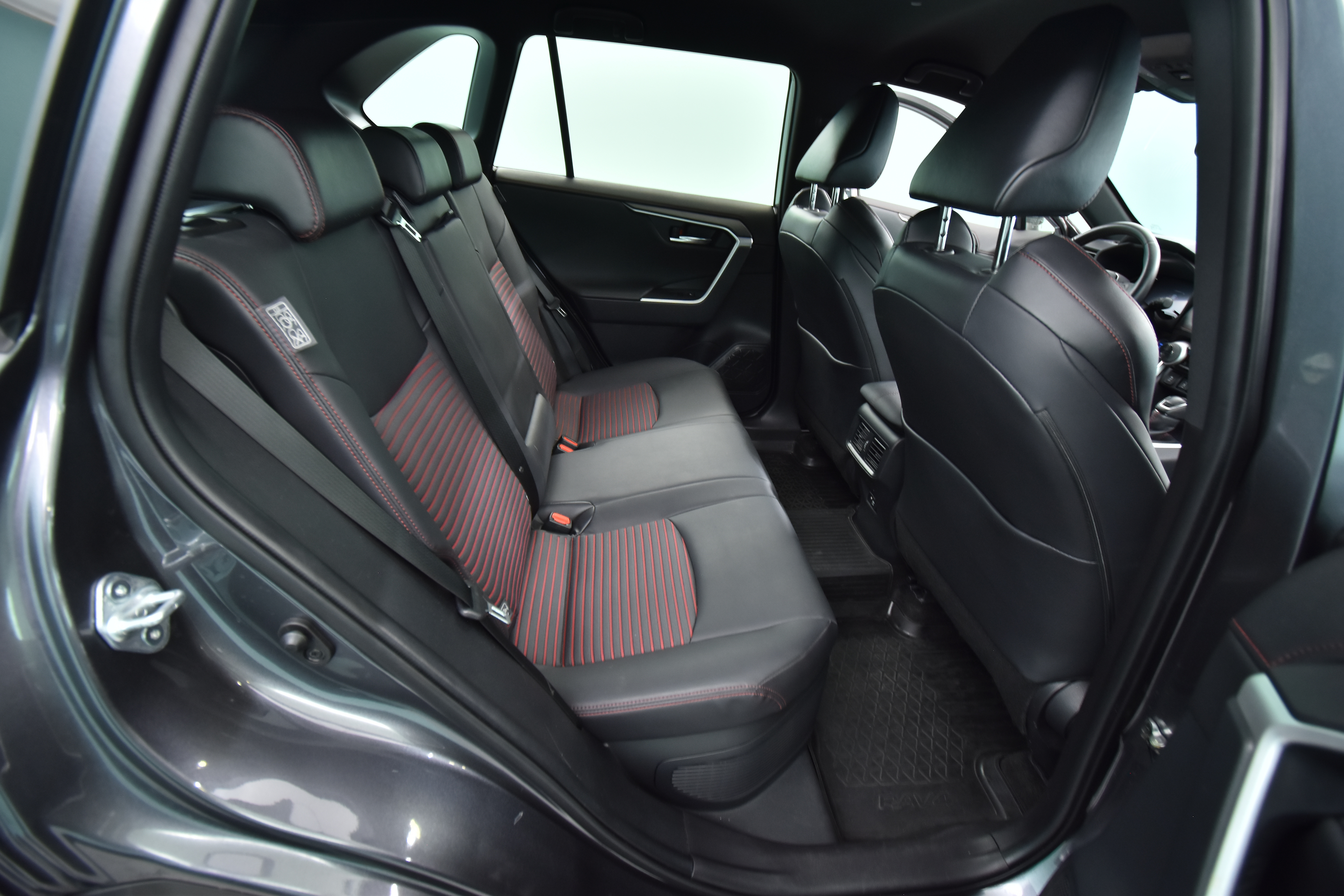 TOYOTA RAV4 Plug-in 2021