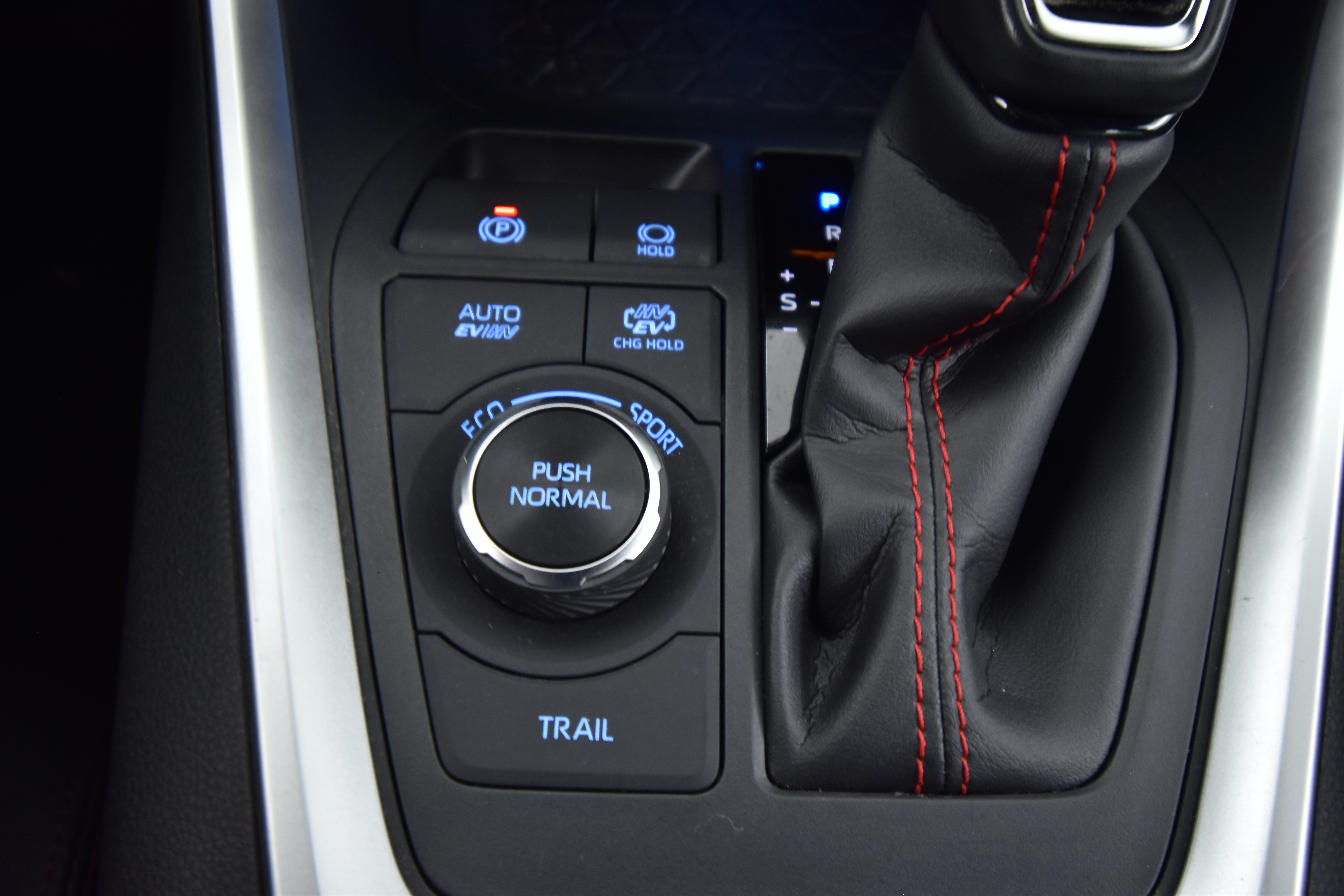 TOYOTA RAV4 Plug-in 2021