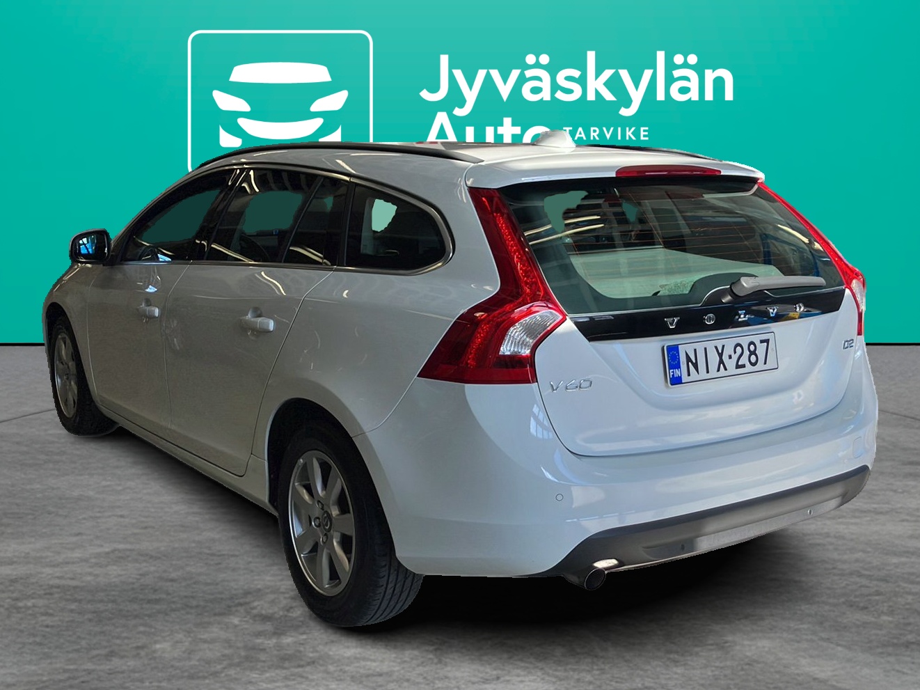 VOLVO V60 2012