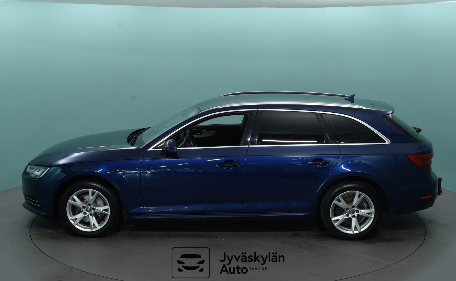 AUDI A4 2017