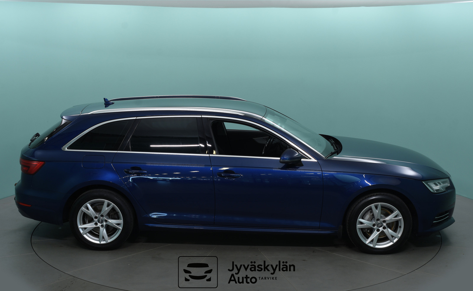 AUDI A4 2017