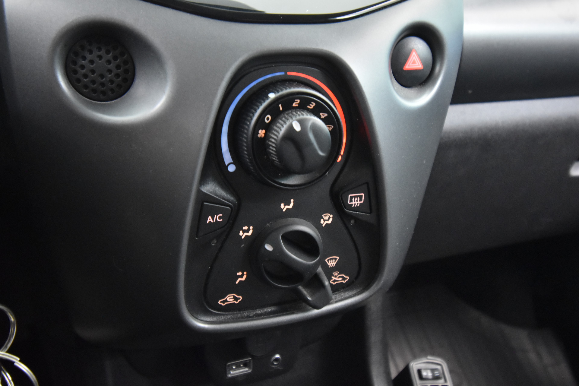 TOYOTA AYGO 2018