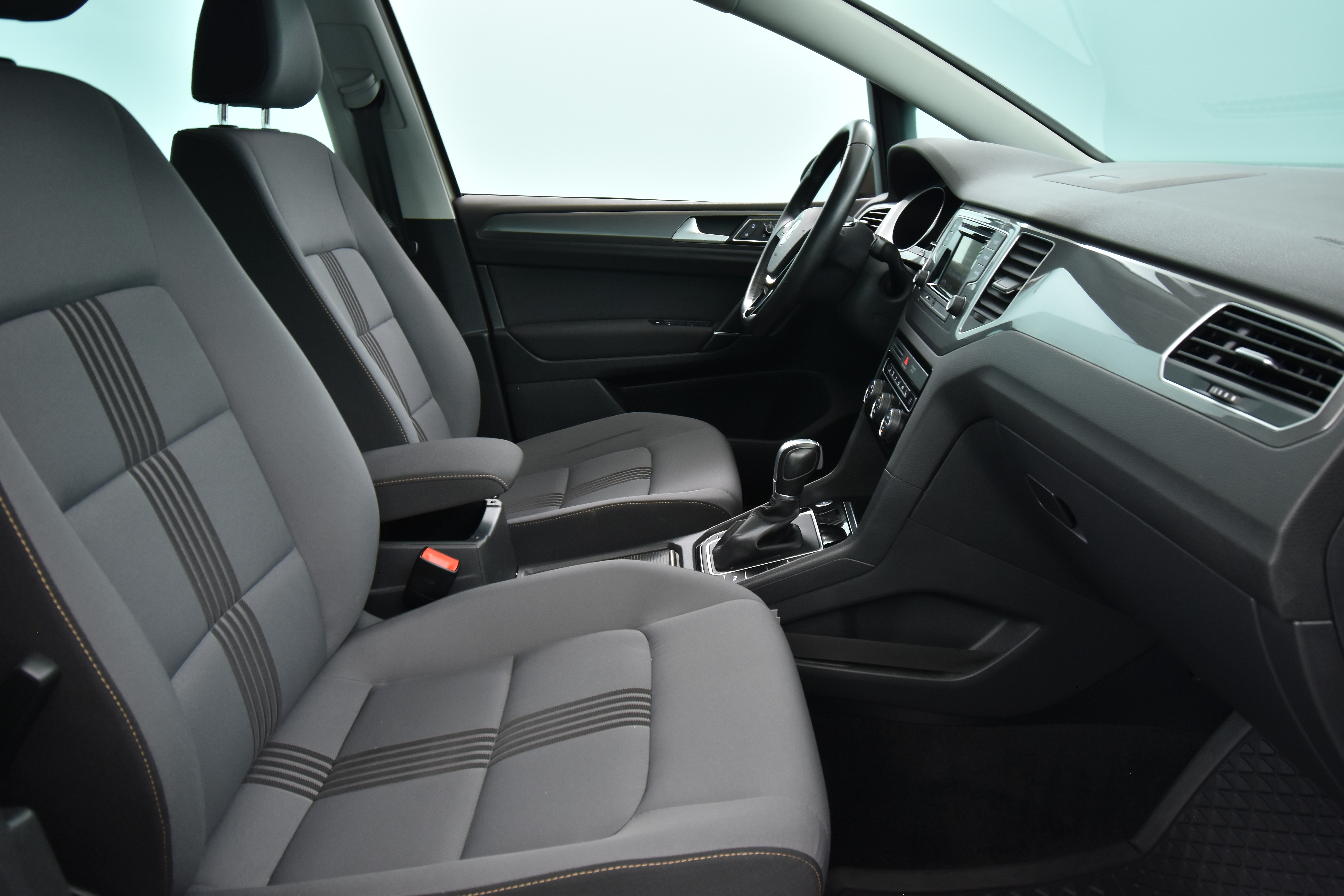 VOLKSWAGEN Golf Sportsvan 2016